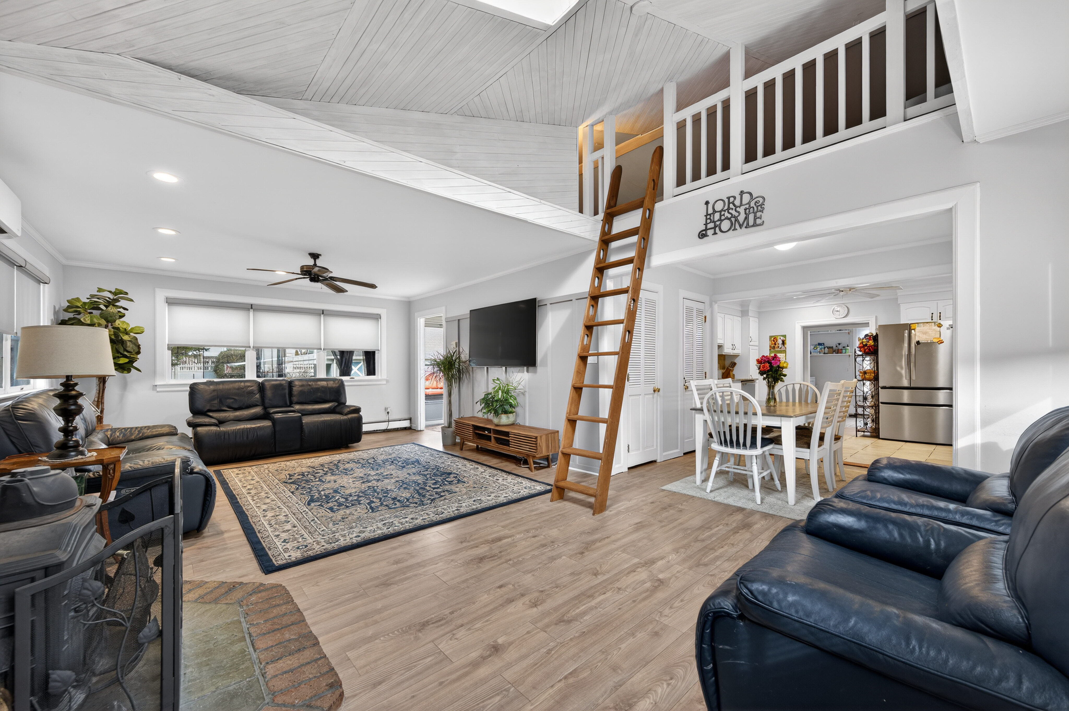  46 Monell Avenue, Islip, NY, 11751 - 物件實景