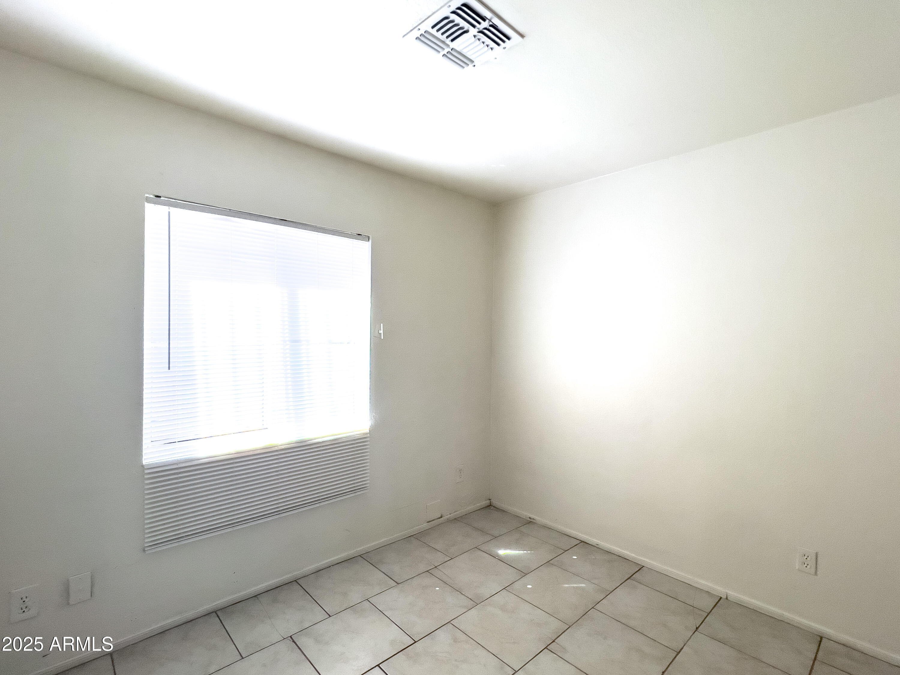 Phoenix, Arizona, 85007, United States, ,Residential,For Sale,1882363