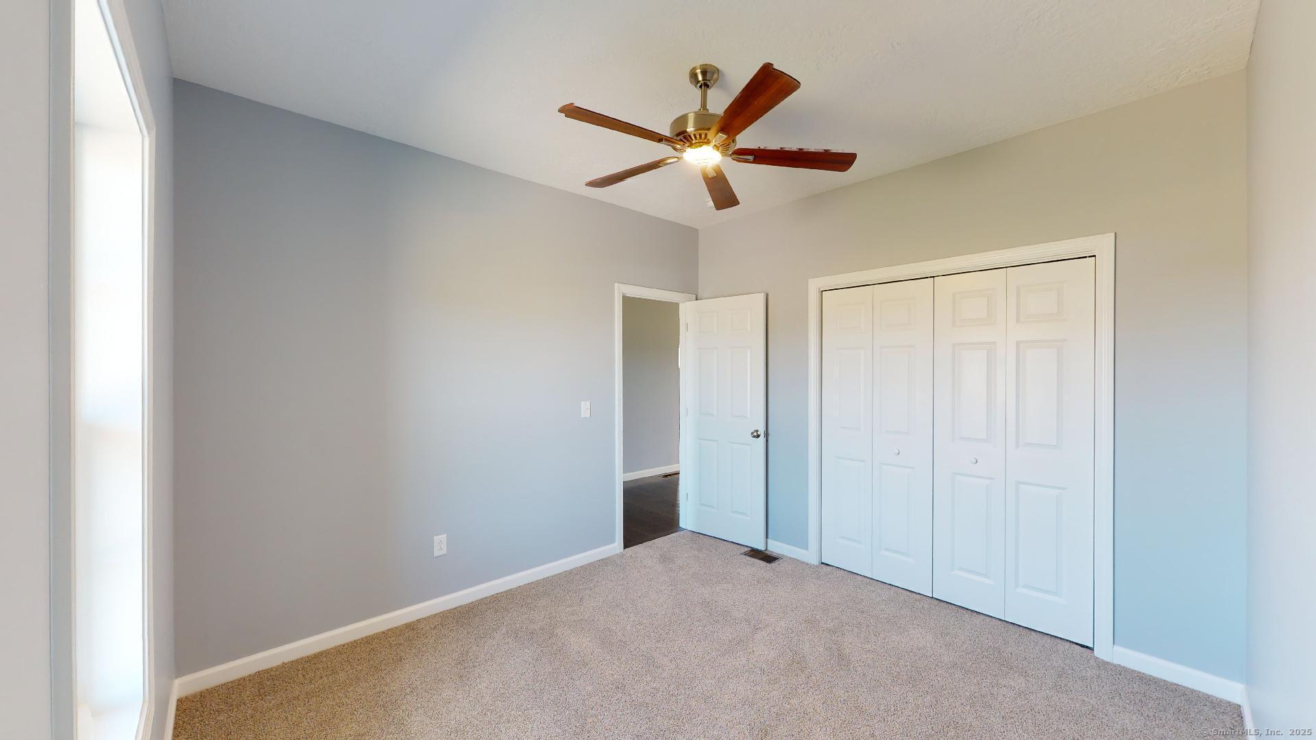 Windsor, Connecticut, 06095, United States, 3 Bedrooms Bedrooms, ,2 BathroomsBathrooms,Residential,For Sale,1939906