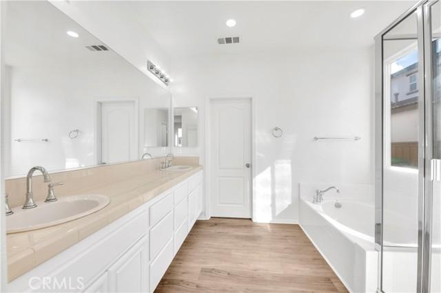 Hemet, California, 92545, United States, 4 Bedrooms Bedrooms, ,4 BathroomsBathrooms,Residential,For Sale,1995589