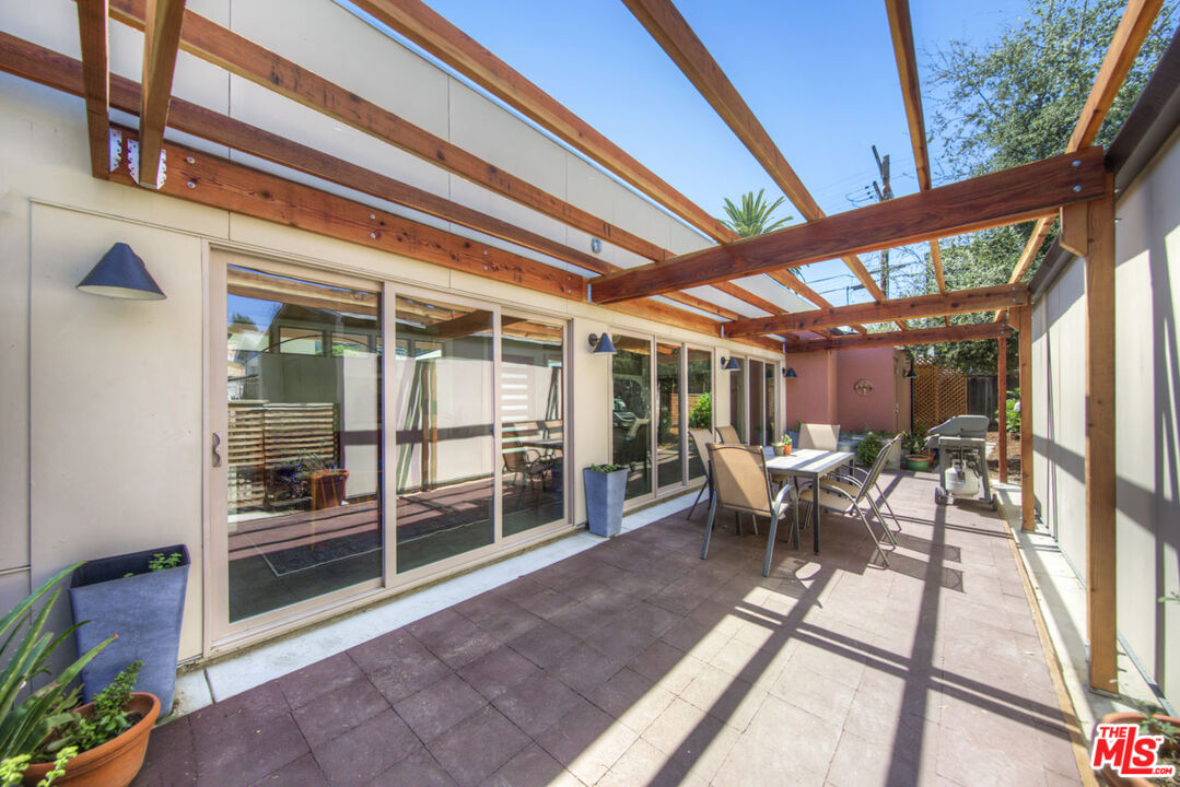 Los Angeles, California, 90041, United States, 4 Bedrooms Bedrooms, ,3 BathroomsBathrooms,Residential,For Sale,1859522