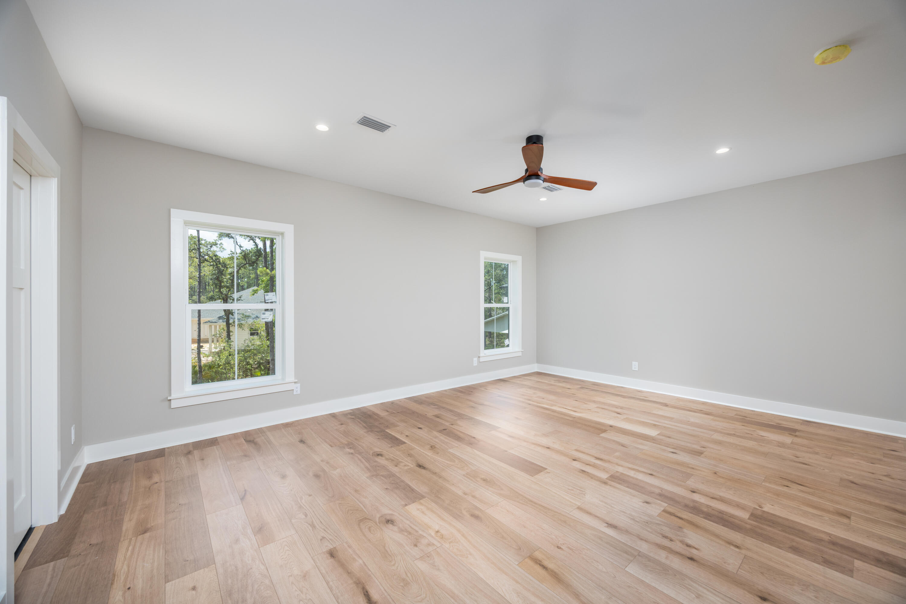 Freeport, Florida, 32439, United States, 4 Bedrooms Bedrooms, ,4 BathroomsBathrooms,Residential,For Sale,1896643