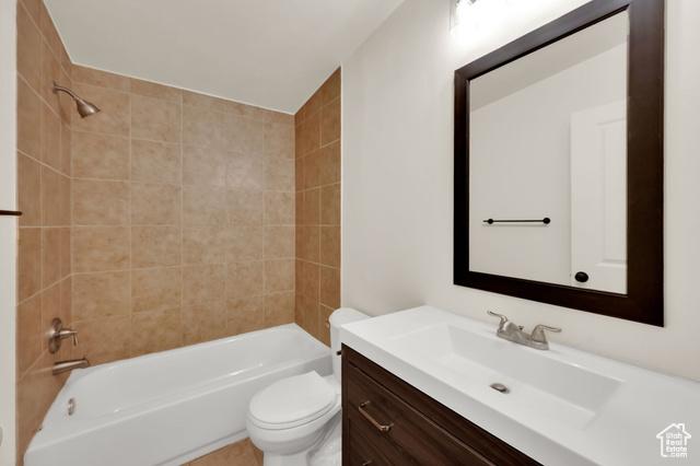 Centerville, Utah, 84014, United States, 4 Bedrooms Bedrooms, ,3 BathroomsBathrooms,Residential,For Sale,1944867