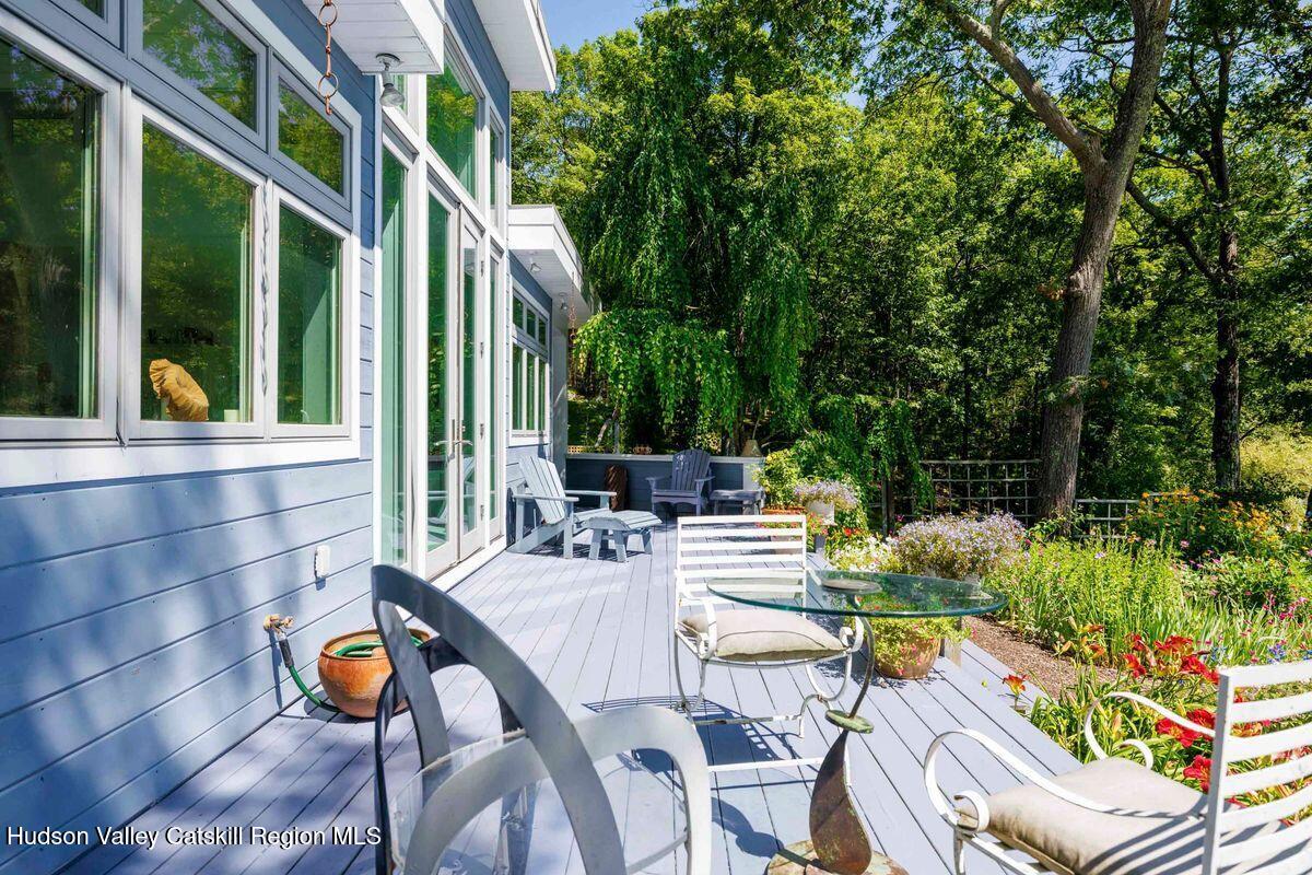Bearsville, New York, 12409, United States, 3 Bedrooms Bedrooms, ,3 BathroomsBathrooms,Residential,For Sale,1901832