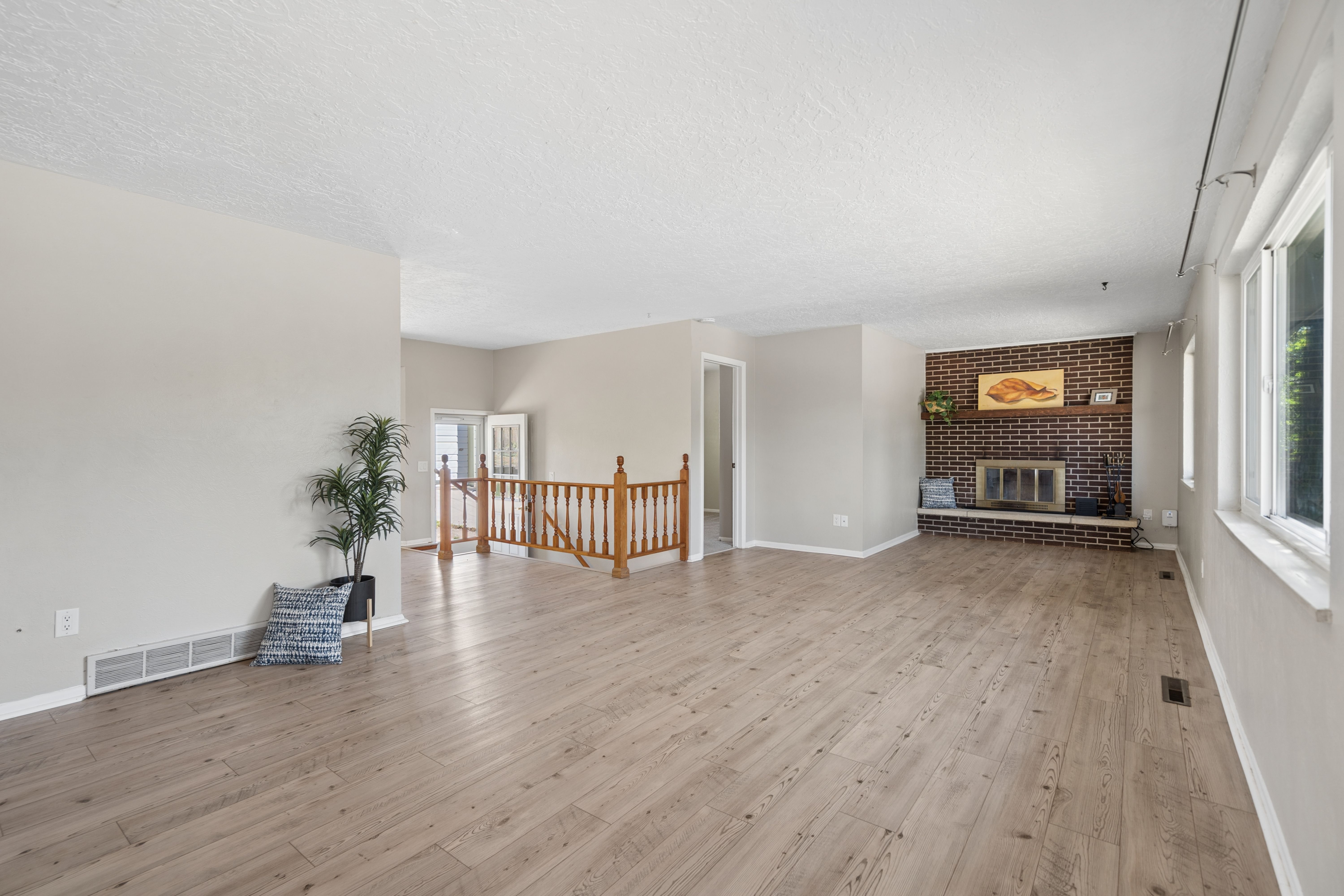  408 Elmwood Drive, Colorado Springs, CO, 80907 - 物件實景