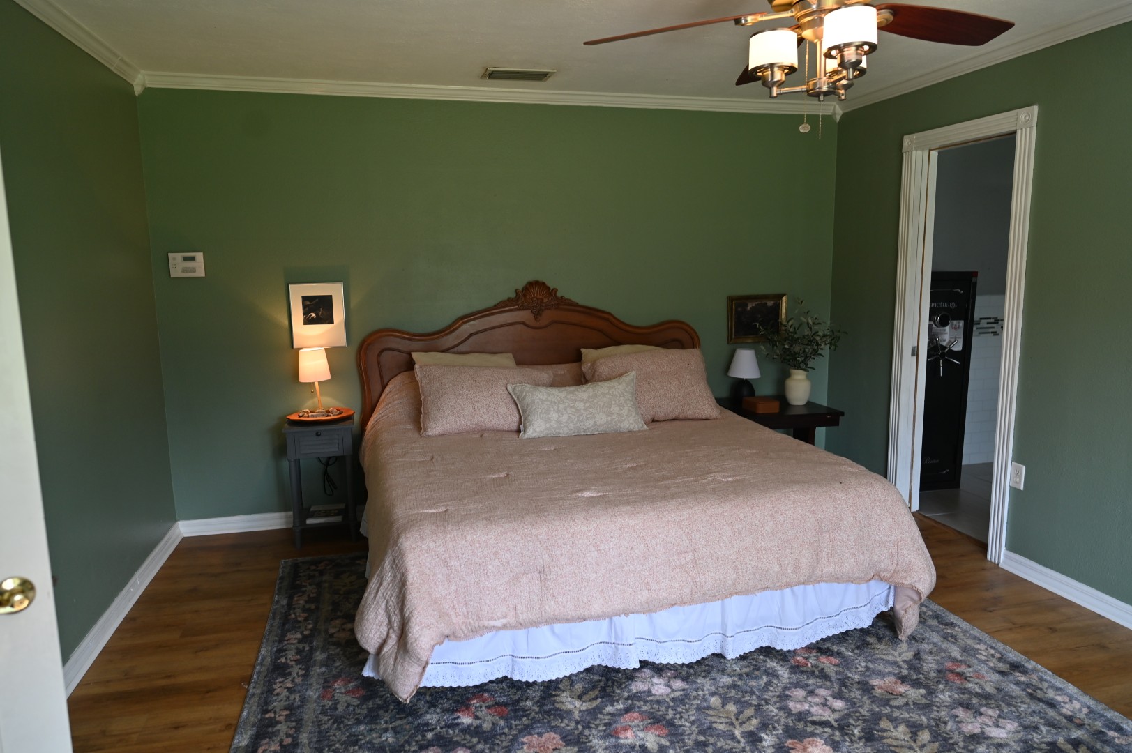 Brandon, Florida, 33510, United States, 4 Bedrooms Bedrooms, ,2 BathroomsBathrooms,Residential,For Sale,2037394