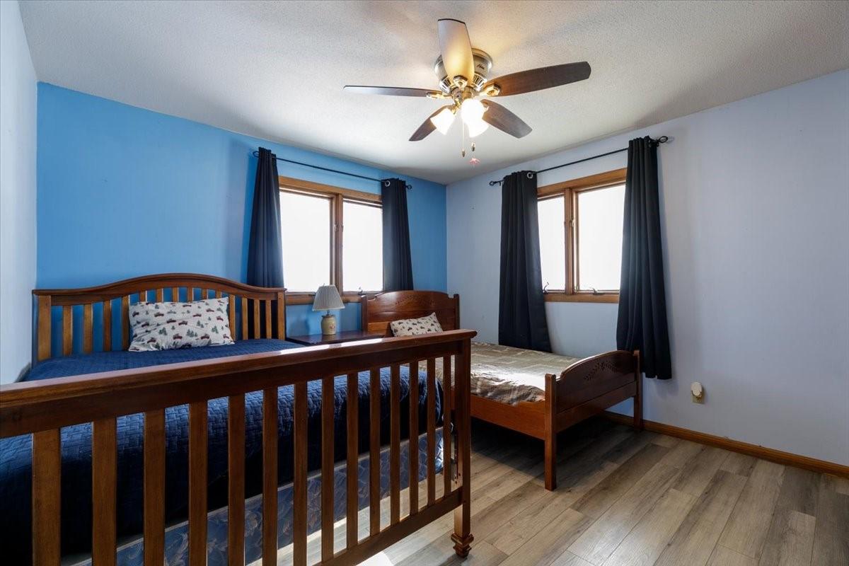 Pella, Iowa, 50219, United States, 3 Bedrooms Bedrooms, ,2 BathroomsBathrooms,Residential,For Sale,2002489