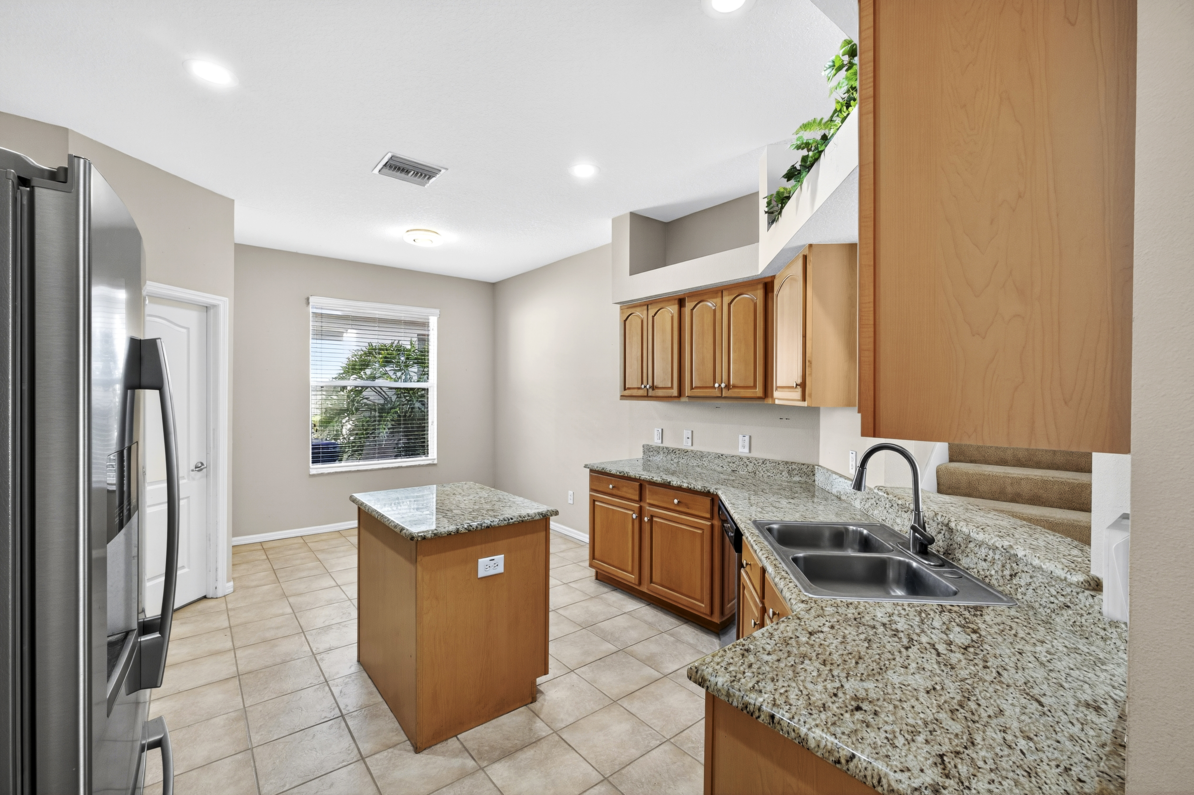 WESLEY CHAPEL, Florida, 33544, United States, 4 Bedrooms Bedrooms, ,3 BathroomsBathrooms,Residential,For Sale,1992443