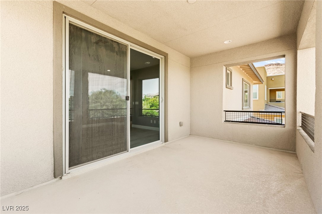 Las Vegas, Nevada, 89135, United States, 4 Bedrooms Bedrooms, ,4 BathroomsBathrooms,Residential,For Sale,1926199