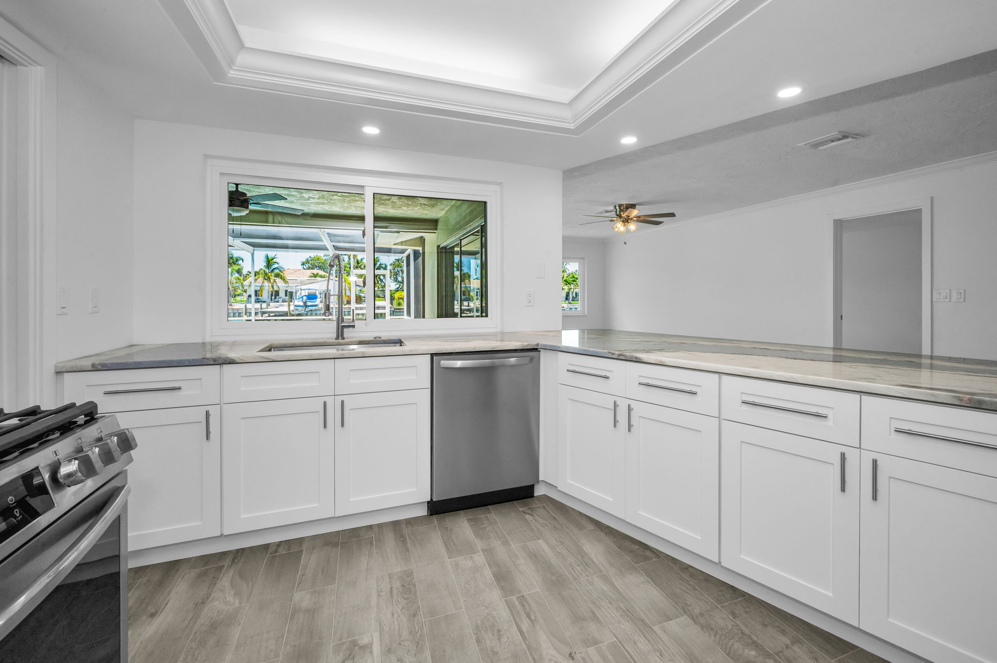 St Petersburg Beach, Florida, 33703, United States, 3 Bedrooms Bedrooms, ,2 BathroomsBathrooms,Residential,For Sale,1979522