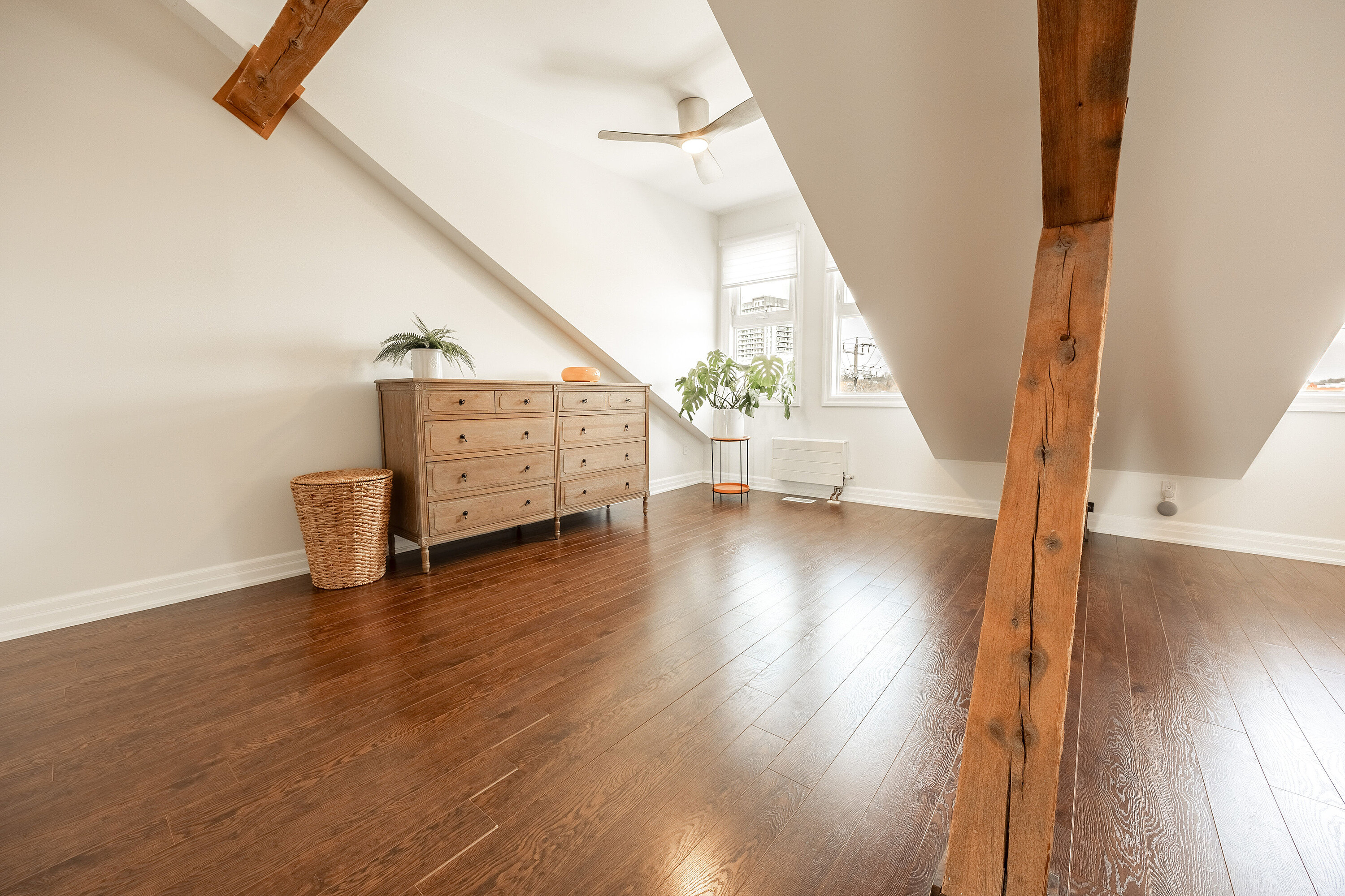  Brick & Beam Penthouse - 物件實景