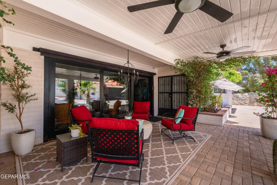 El Paso, Texas, 79936, United States, 5 Bedrooms Bedrooms, ,5 BathroomsBathrooms,Residential,For Sale,1980417