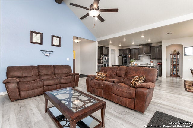 Charlotte, Texas, 78011, United States, 4 Bedrooms Bedrooms, ,3 BathroomsBathrooms,Residential,For Sale,2008526