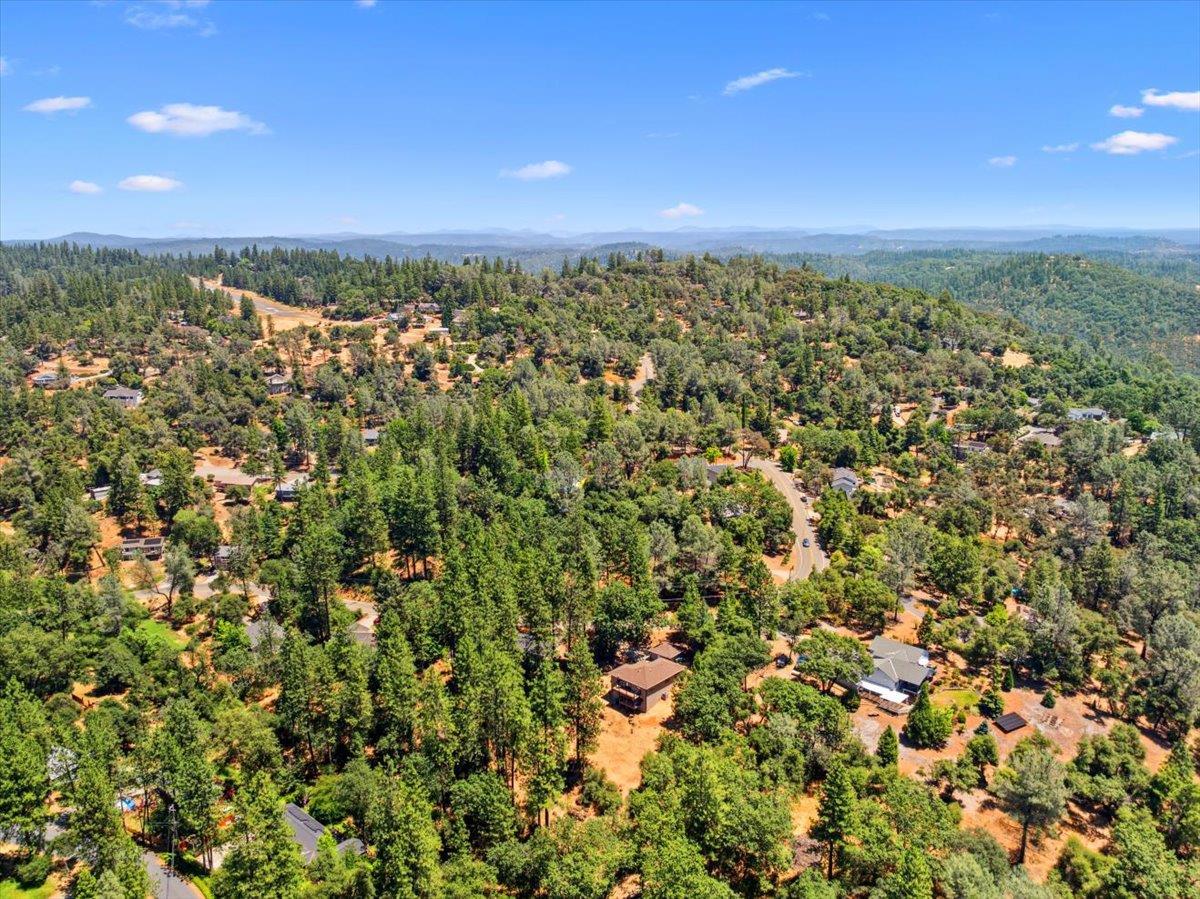 Grass Valley, California, 95949, United States, 4 Bedrooms Bedrooms, ,3 BathroomsBathrooms,Residential,For Sale,1921437