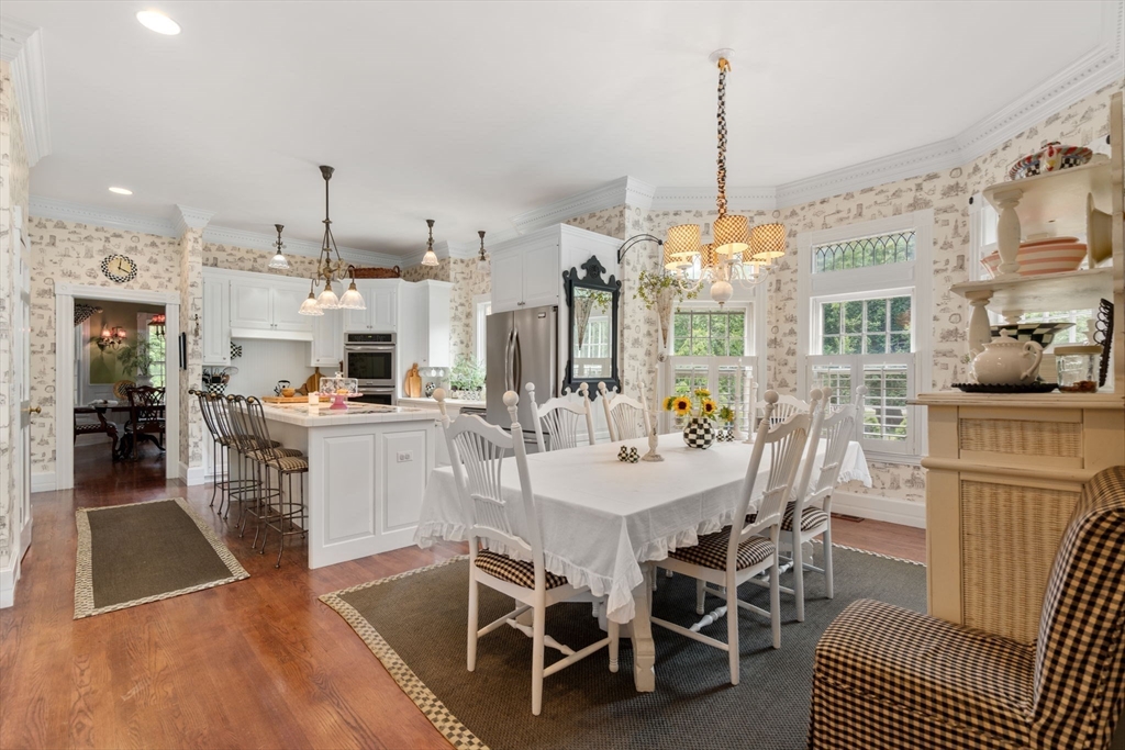 Hopkinton, Massachusetts, 01748, United States, 4 Bedrooms Bedrooms, ,5 BathroomsBathrooms,Residential,For Sale,1982386