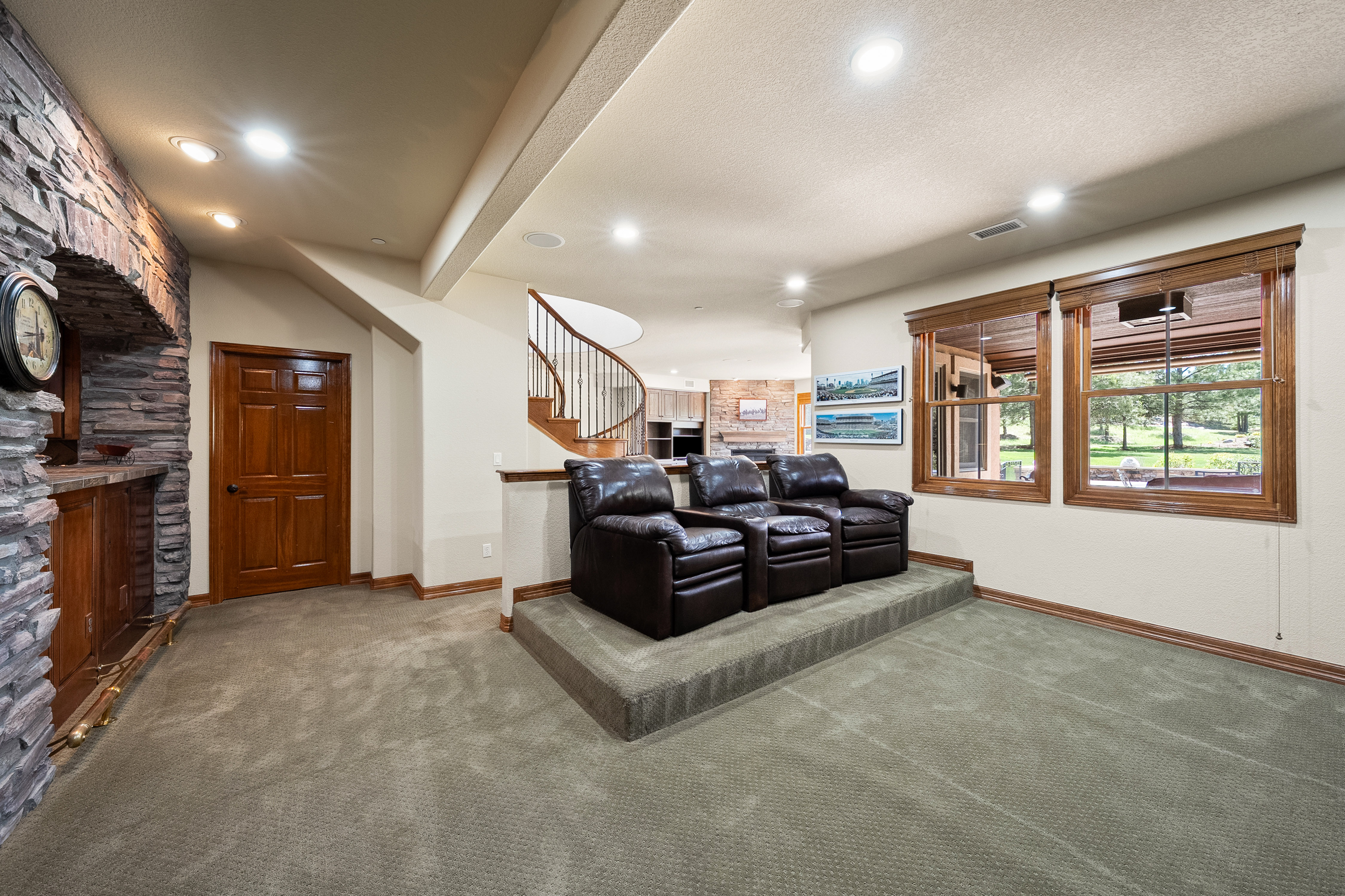  Exceptional ranch-style home in the prestigious gated golf course community - 物件實景