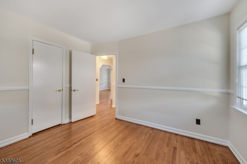 Union Twp., New Jersey, 07083, United States, 4 Bedrooms Bedrooms, ,1 BathroomBathrooms,Residential,For Sale,1989431