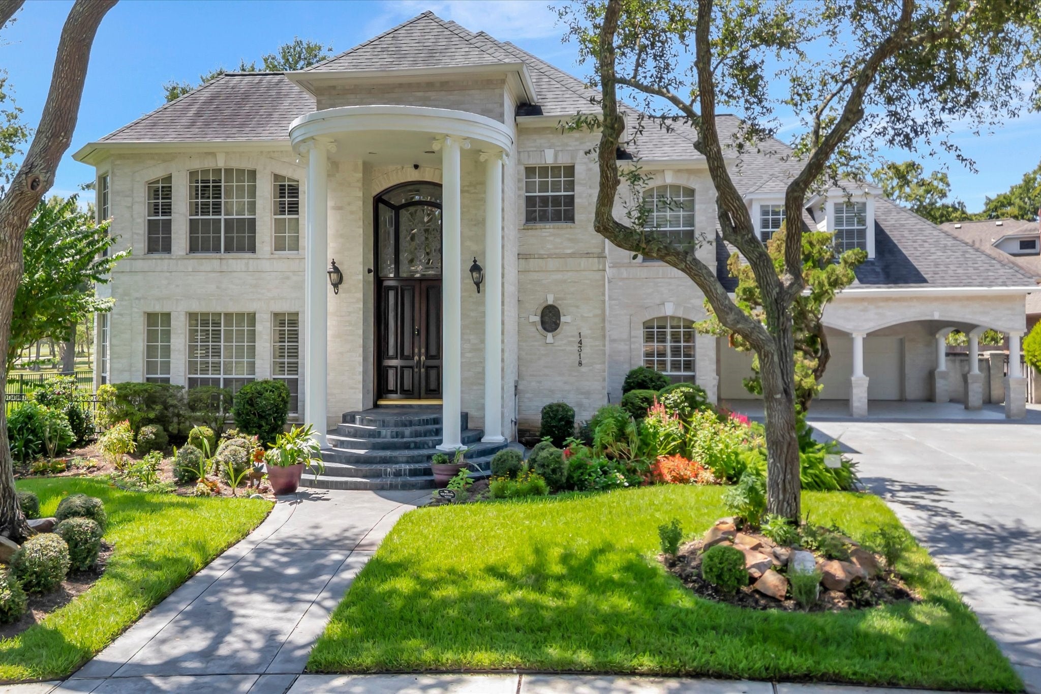 Golf View Trl, Houston, TX 77059 #1