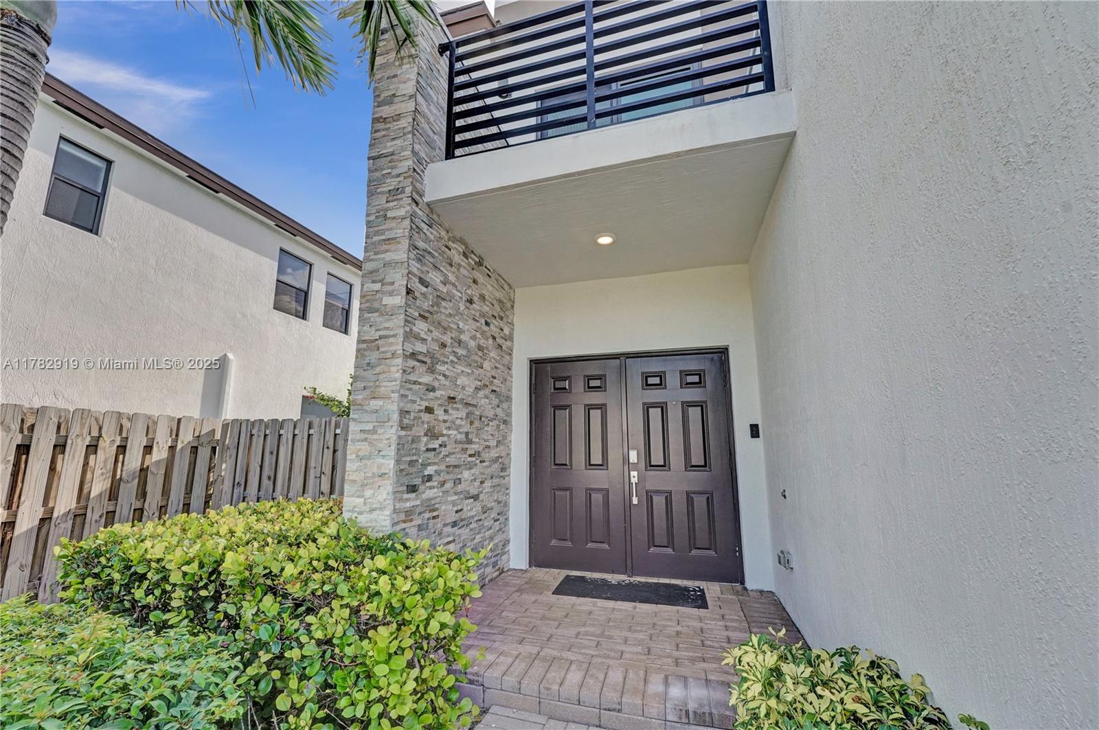 Miami, Florida, 33179, United States, 4 Bedrooms Bedrooms, ,3 BathroomsBathrooms,Residential,For Sale,1768374