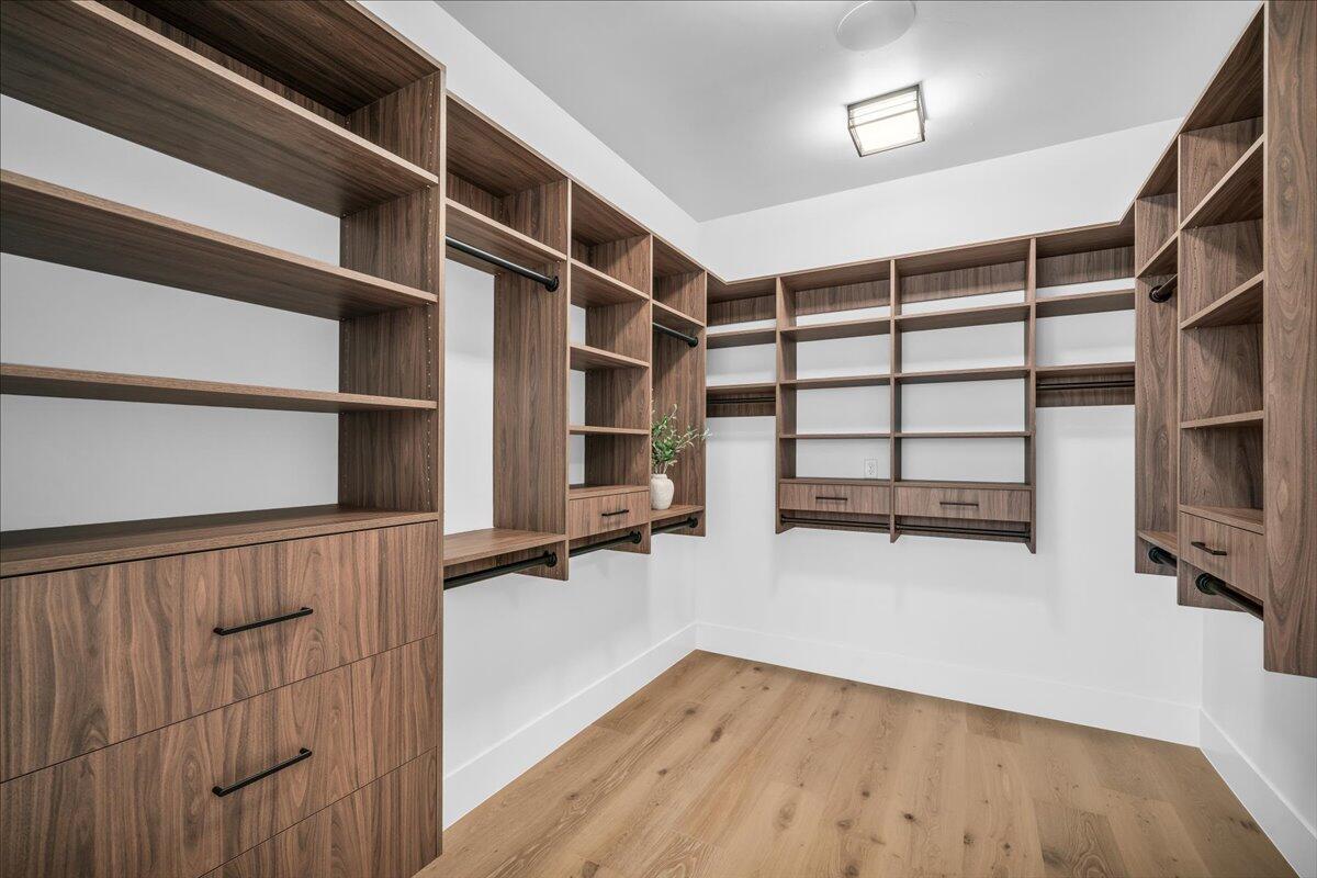 Santa Clara, Utah, 84765, United States, 3 Bedrooms Bedrooms, ,4 BathroomsBathrooms,Residential,For Sale,1904284