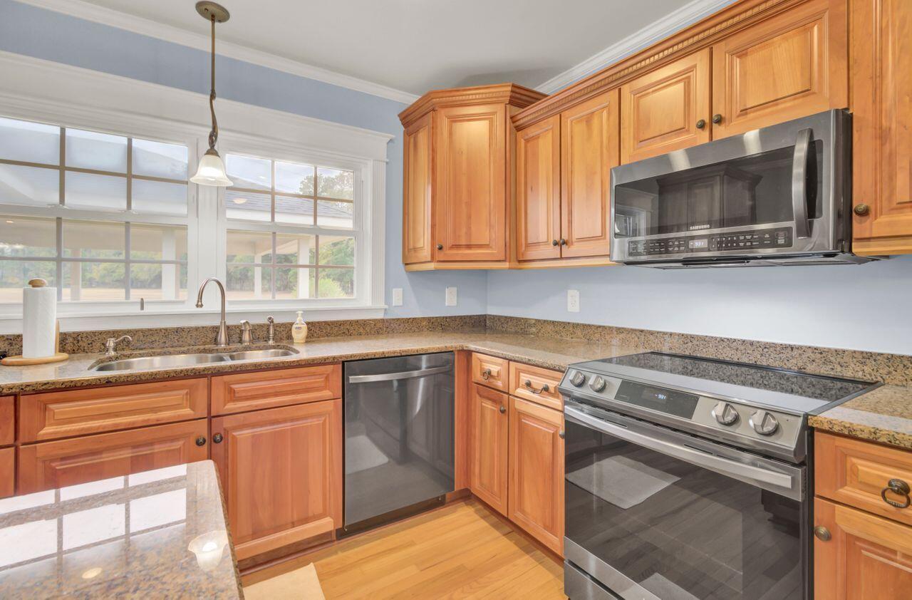 388 Main Street E, Harleyville, South Carolina, 29448, United States, 4 Bedrooms Bedrooms, ,2 BathroomsBathrooms,Residential,For Sale,388 Main Street E,1668462