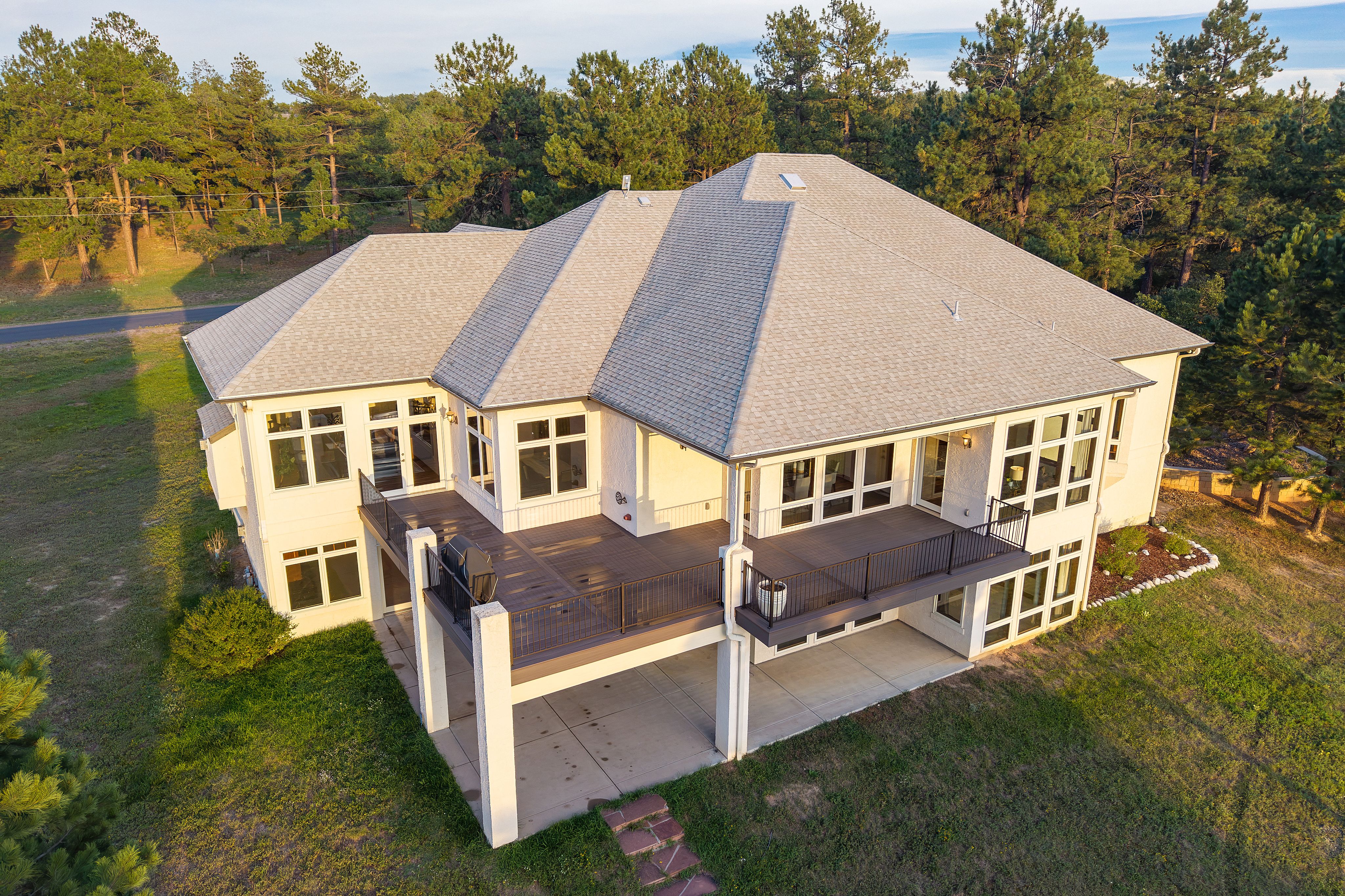  Set on over 4 acres in Perry Park East - 物件實景