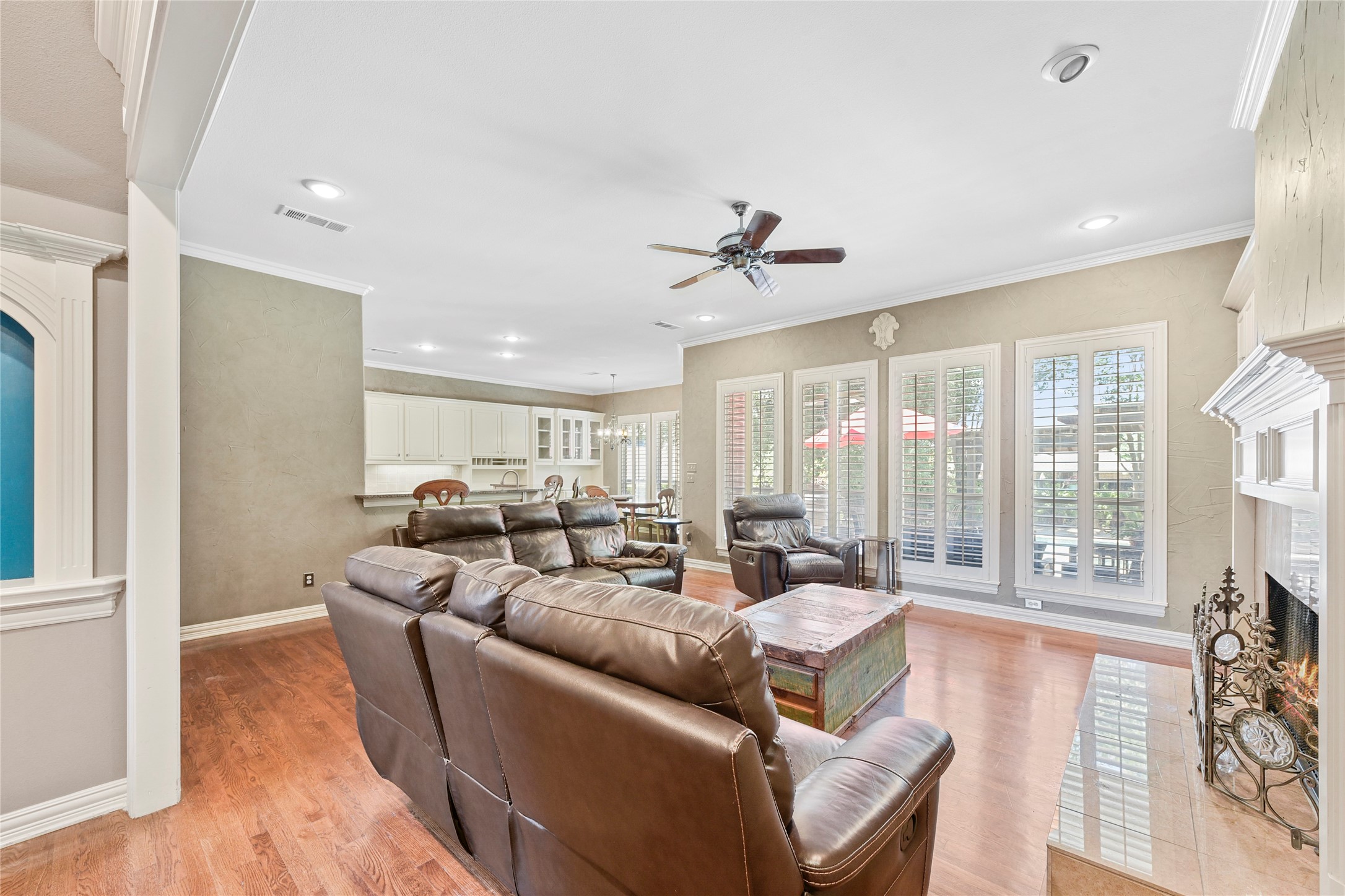 Heath, Texas, 75032, United States, 4 Bedrooms Bedrooms, ,3 BathroomsBathrooms,Residential,For Sale,1829391