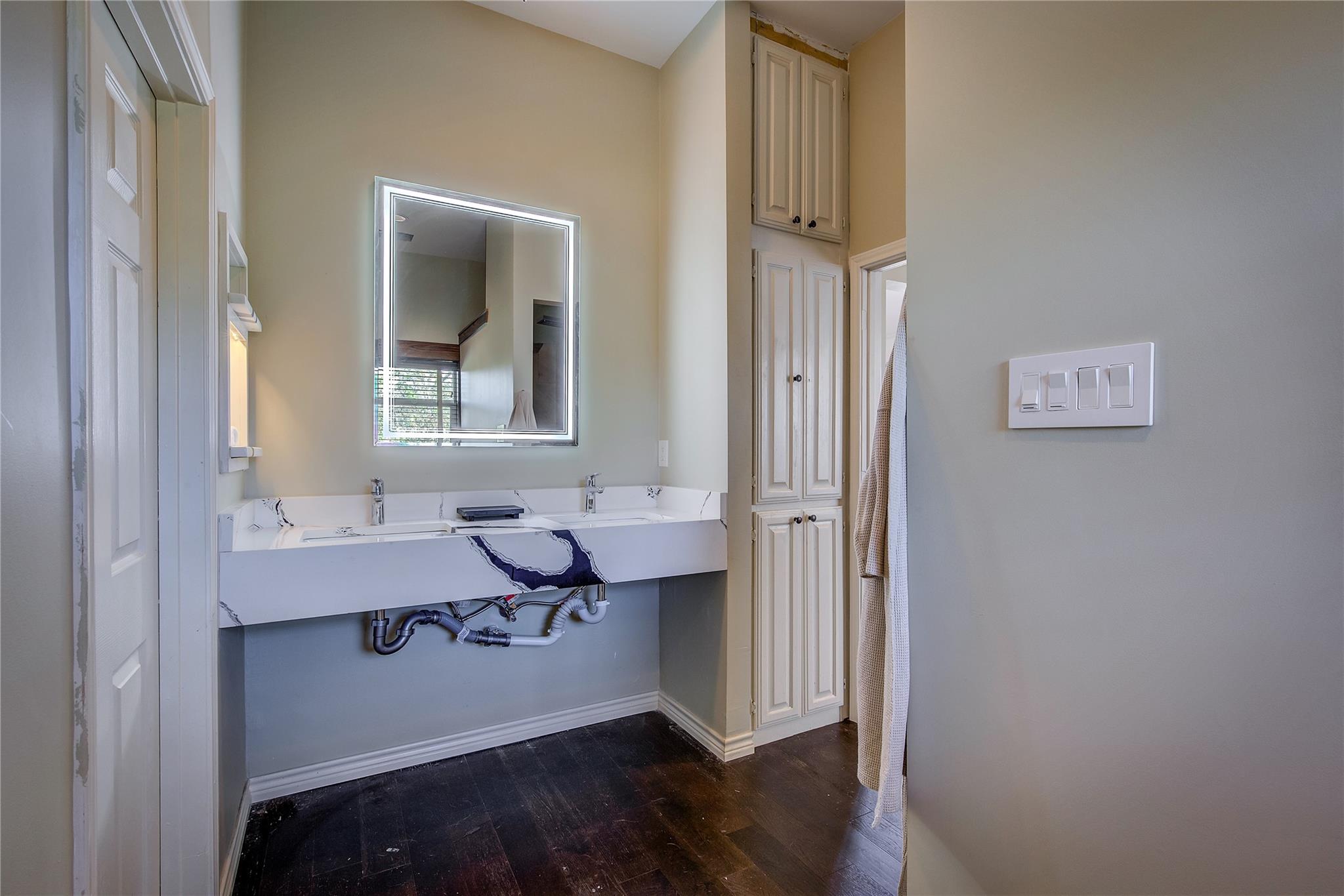 Sulphur Springs, Texas, 75482, United States, 5 Bedrooms Bedrooms, ,6 BathroomsBathrooms,Residential,For Sale,1978308