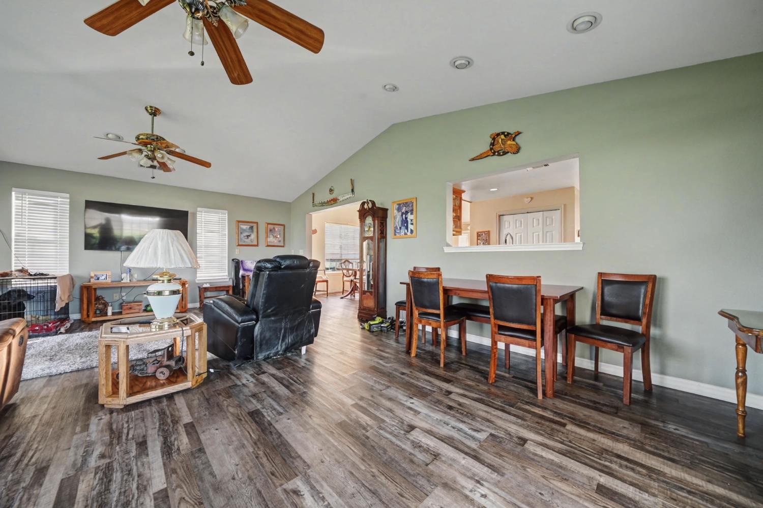 Valley Srpings, California, 95252, United States, 3 Bedrooms Bedrooms, ,2 BathroomsBathrooms,Residential,For Sale,2015634