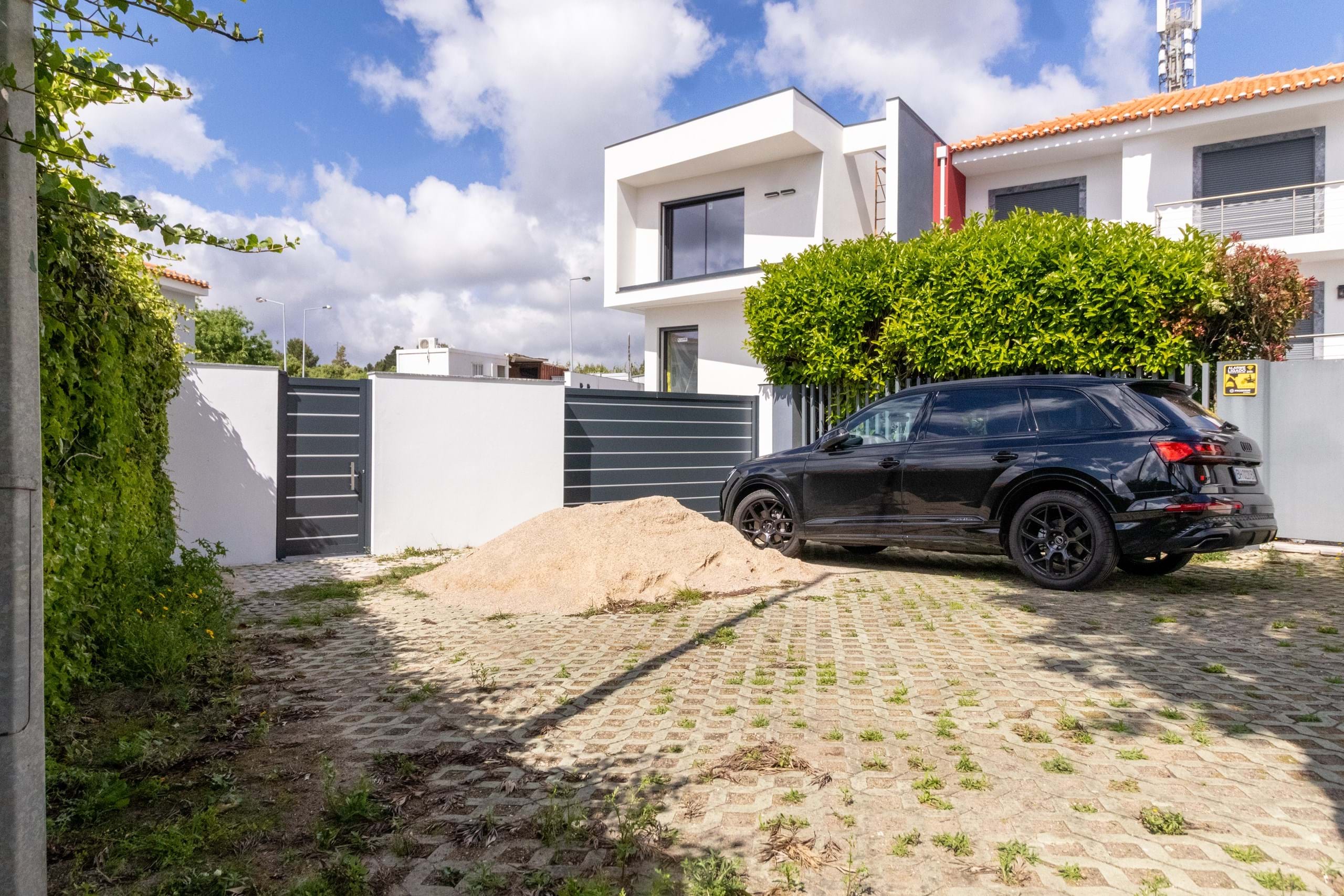 Cascais, Lisbon, 2755-063, PT, 4 Bedrooms Bedrooms, ,4 BathroomsBathrooms,Residential,For Sale,1805477