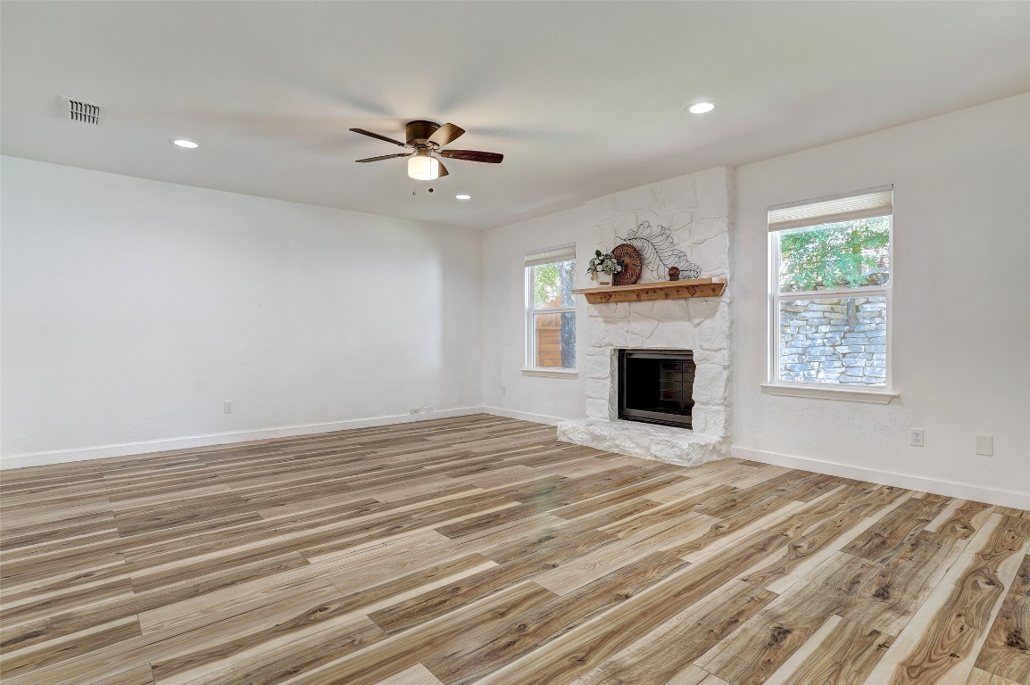 Austin, Texas, 78759, United States, 3 Bedrooms Bedrooms, ,2 BathroomsBathrooms,Residential,For Sale,1932047
