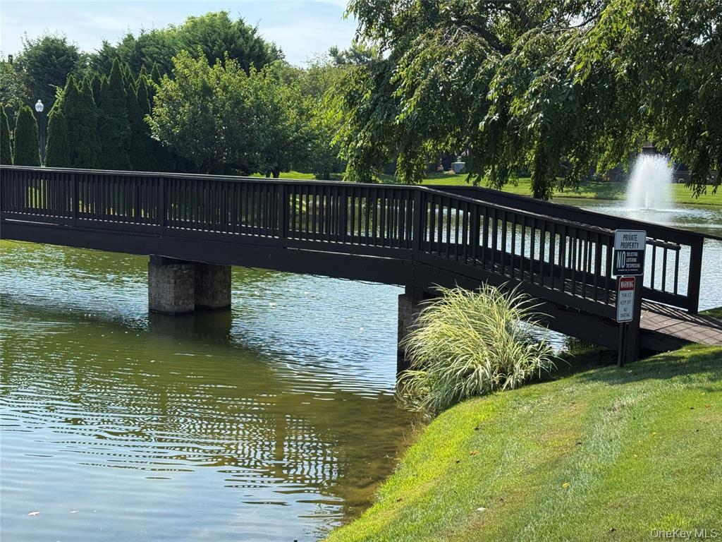 Massapequa Park, New York, 11762, United States, 2 Bedrooms Bedrooms, ,2 BathroomsBathrooms,Residential,For Sale,2008592