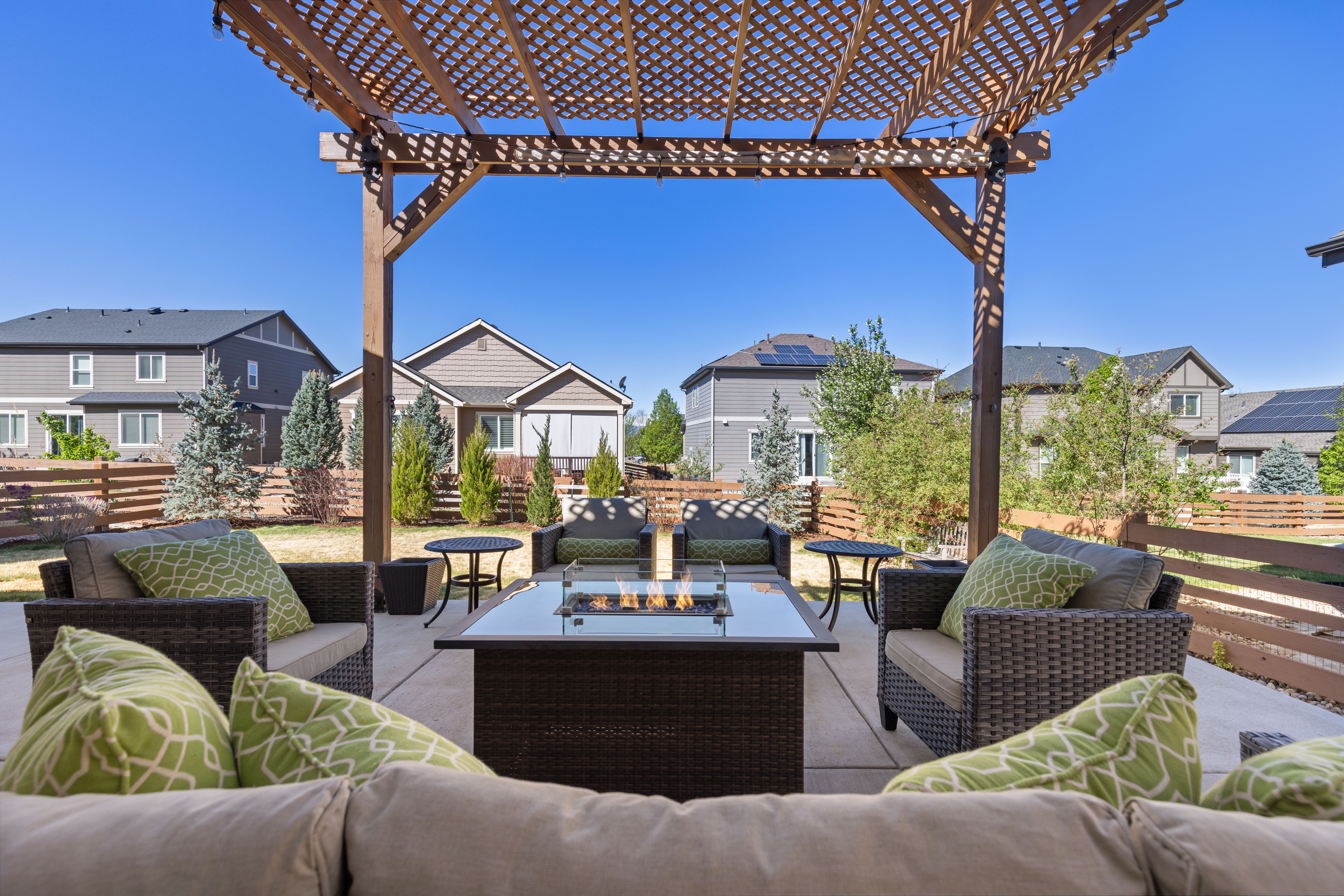  77 Sun Up Cir, Erie, CO, 80516 - 物件實景