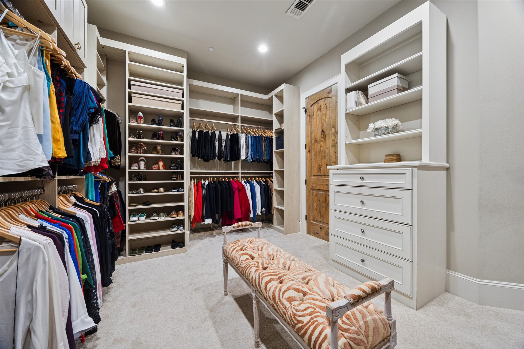  5207 Calle Montilla Place - 物件實景