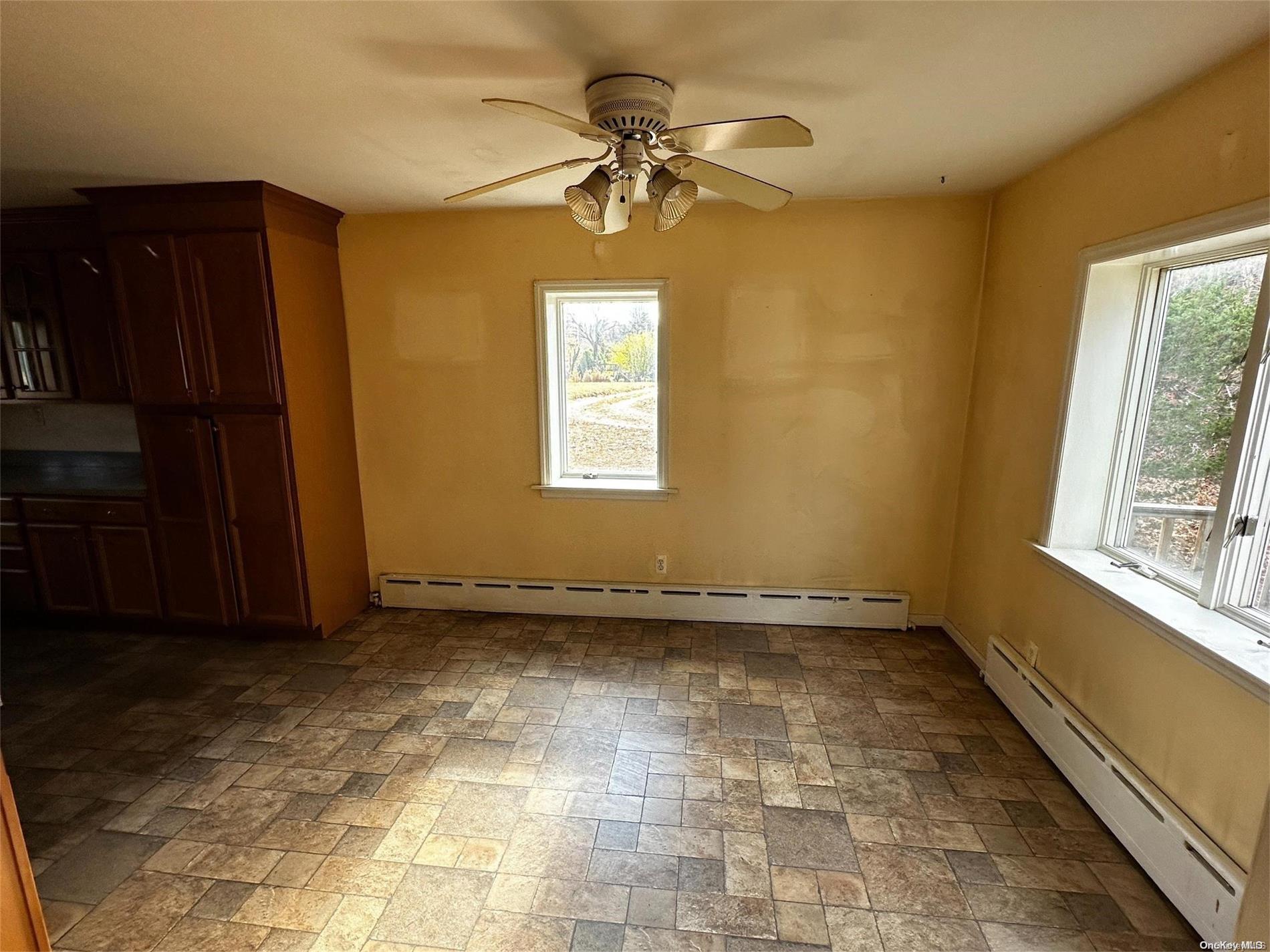 Calverton, New York, 11933, United States, 2 Bedrooms Bedrooms, ,2 BathroomsBathrooms,Residential,For Sale,1874929