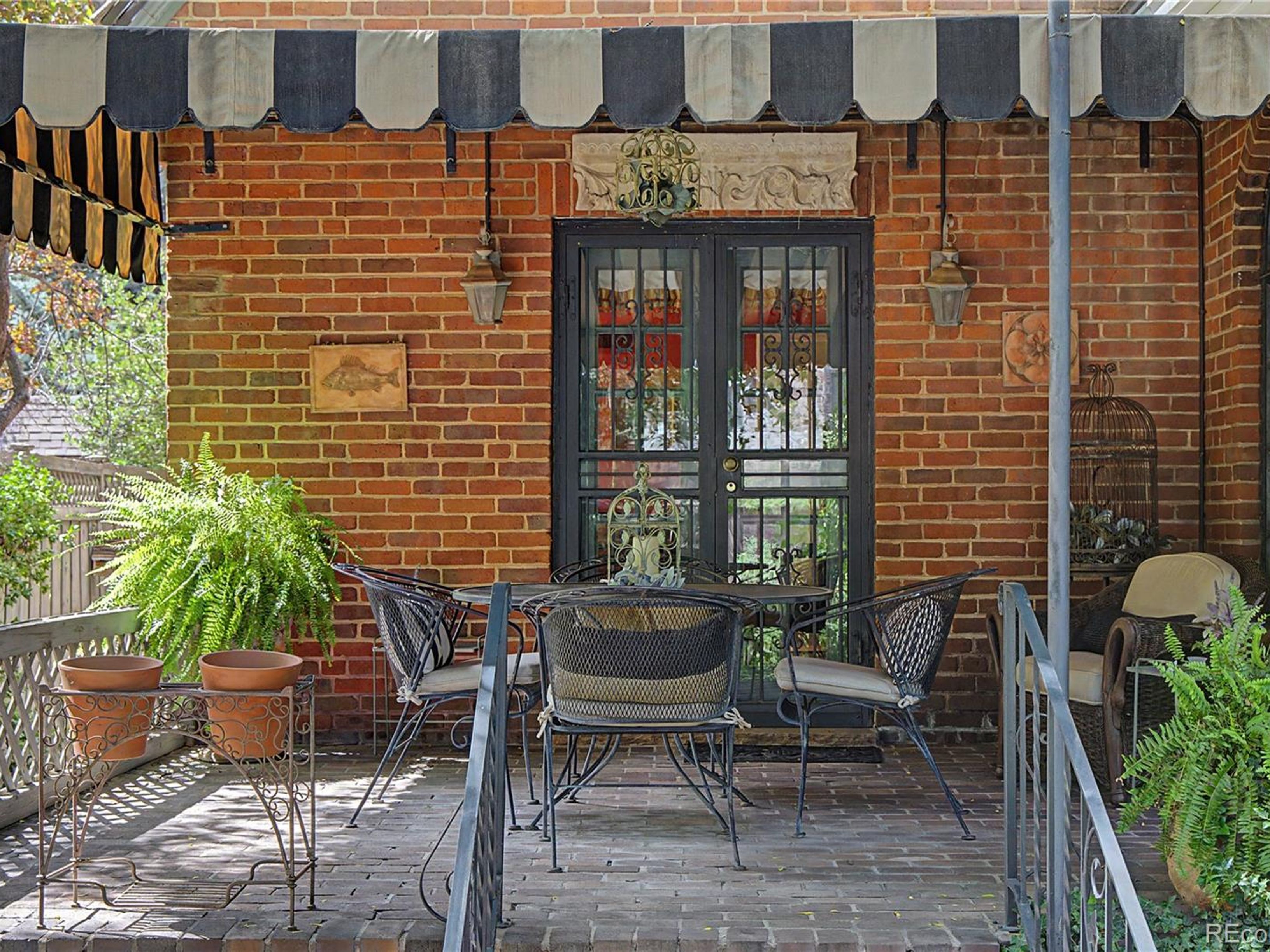  Rare Private Park Lot Near Cherry Creek with Sunroom Viking Kitchen & Spa Suite - 物件實景