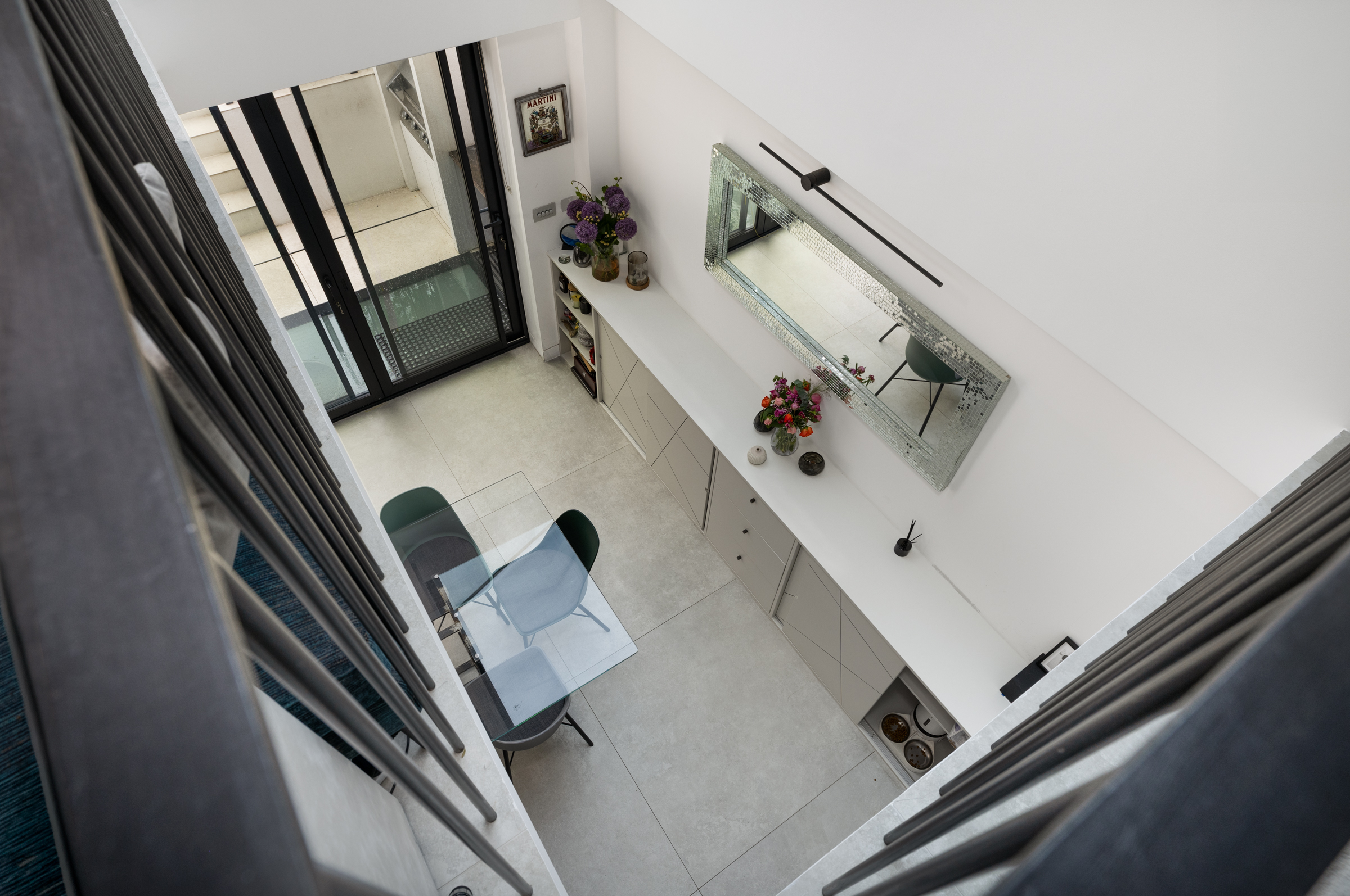  A Reimagined Fulham Townhouse with Dramatic Double-Height Interiors - 物件實景