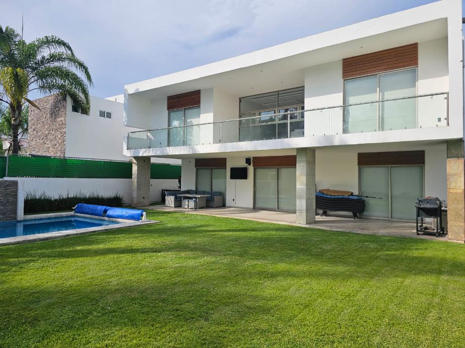 Atlatlahucan, Morelos, 62847, Mexico, 4 Bedrooms Bedrooms, ,4 BathroomsBathrooms,Residential,For Sale,1918557