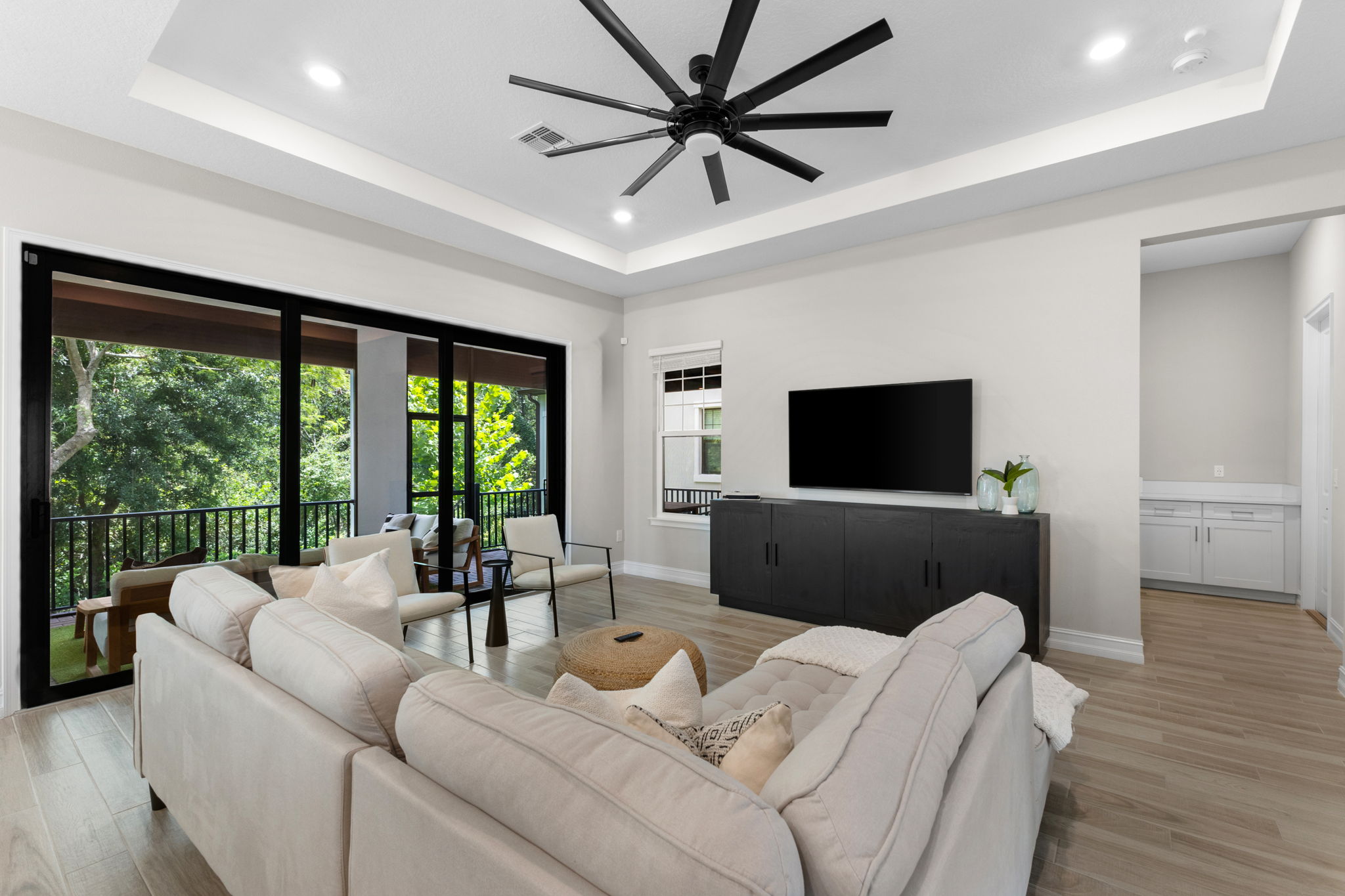 Ruskin, Florida, 33570, United States, 3 Bedrooms Bedrooms, ,3 BathroomsBathrooms,Residential,For Sale,1984449