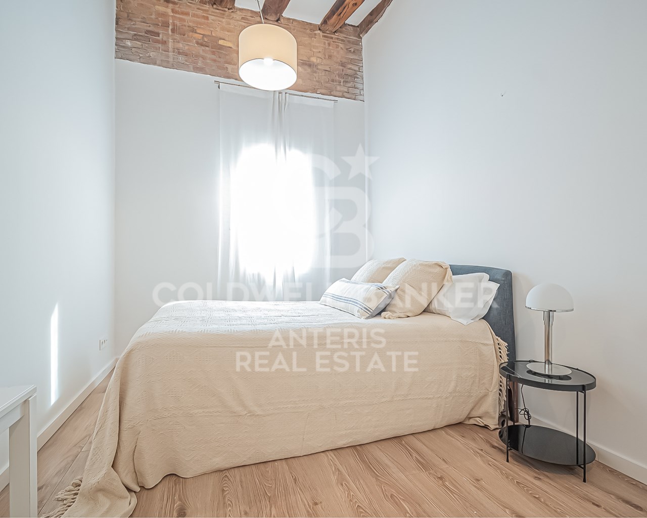 Barcelona, Catalonia, ES, 3 Bedrooms Bedrooms, ,2 BathroomsBathrooms,Residential,For Sale,1827864