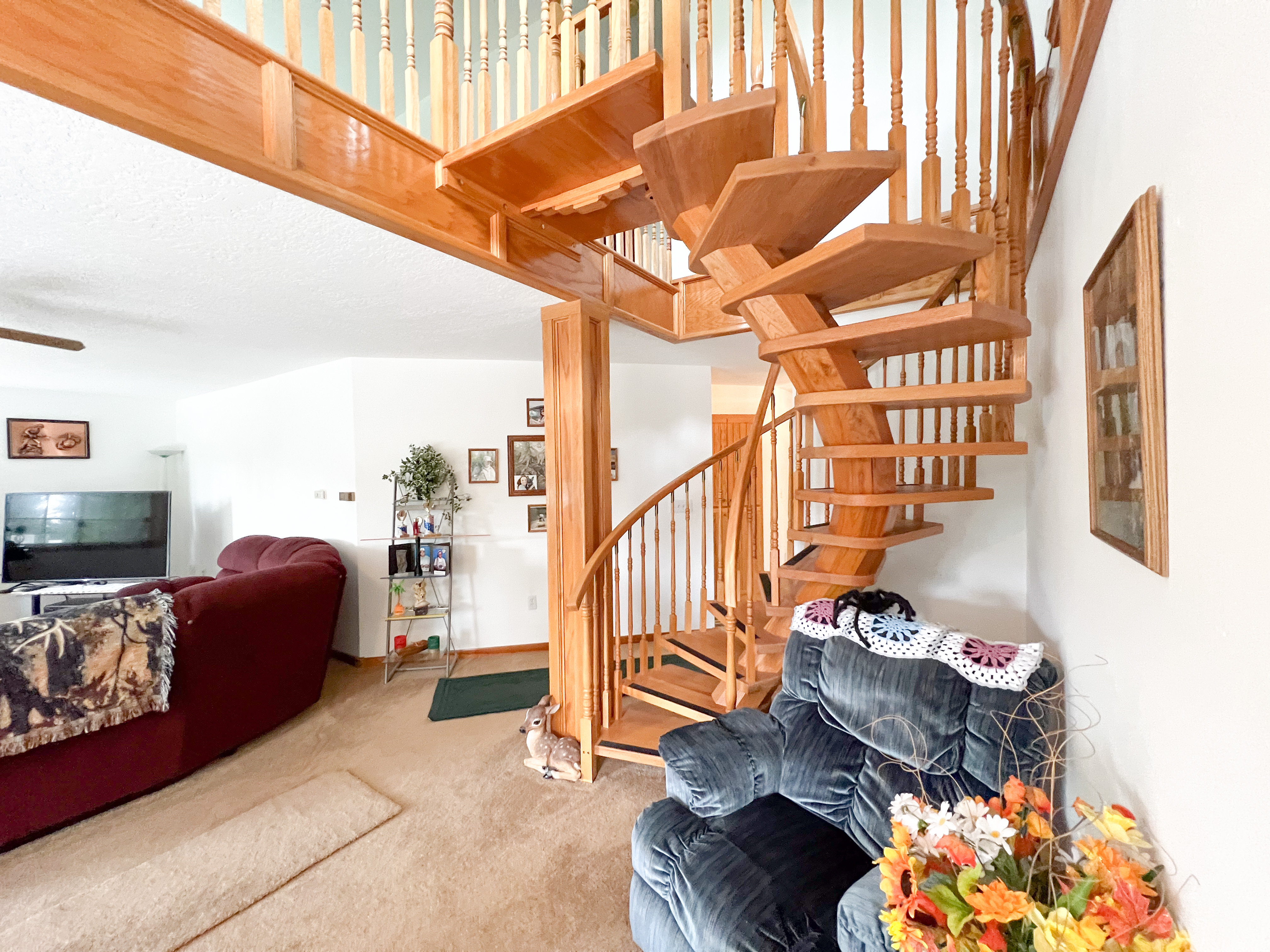 Republic, Washington, 99166, United States, 3 Bedrooms Bedrooms, ,3 BathroomsBathrooms,Residential,For Sale,1976903