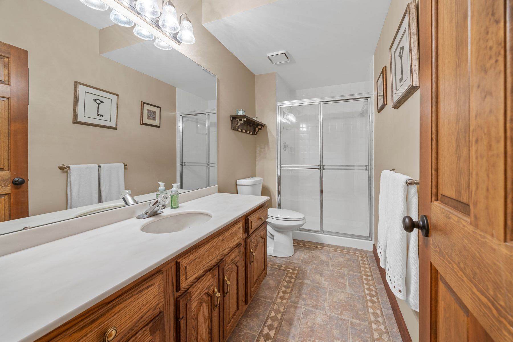 Don’t miss the opportunity to own this beautifully maintained Miceli-built home - 物件實景