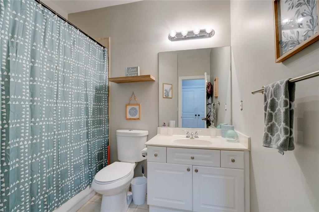 Roswell, Georgia, 30076, United States, 4 Bedrooms Bedrooms, ,4 BathroomsBathrooms,Residential,For Sale,1917111