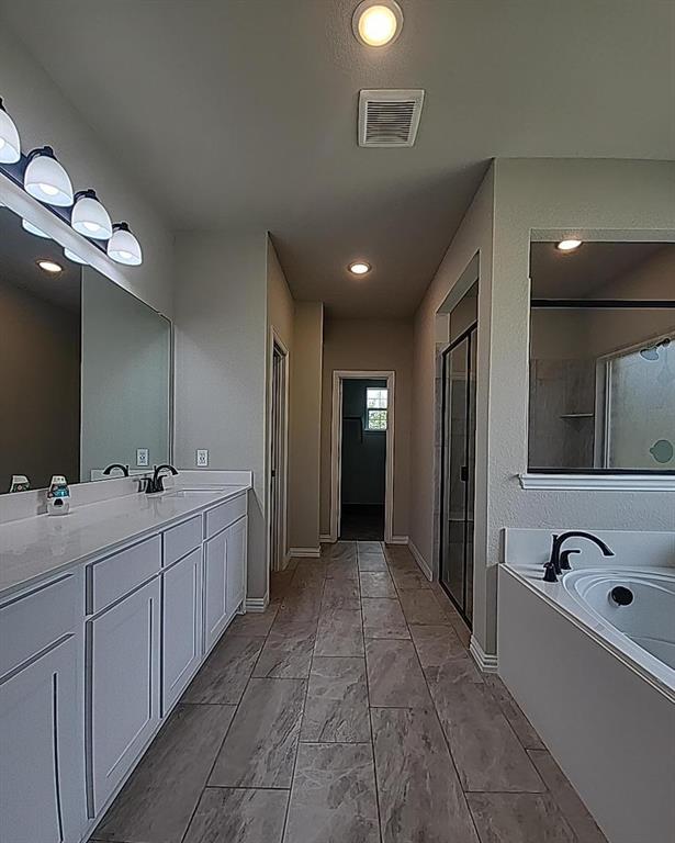 Farmersville, Texas, 75442, United States, 3 Bedrooms Bedrooms, ,3 BathroomsBathrooms,Residential,For Sale,1915215