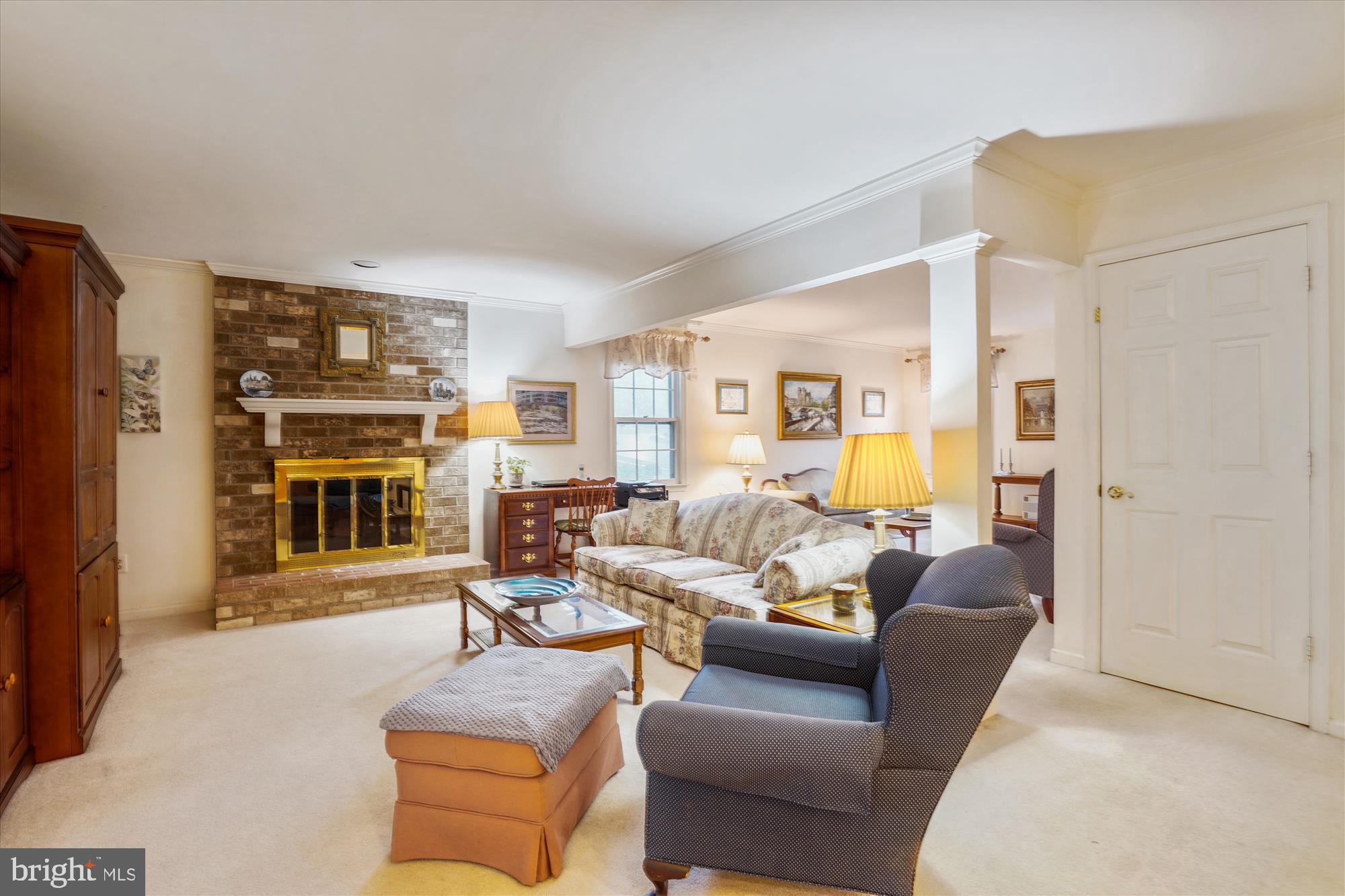 Burke, Virginia, 22015, United States, 5 Bedrooms Bedrooms, ,4 BathroomsBathrooms,Residential,For Sale,1905791