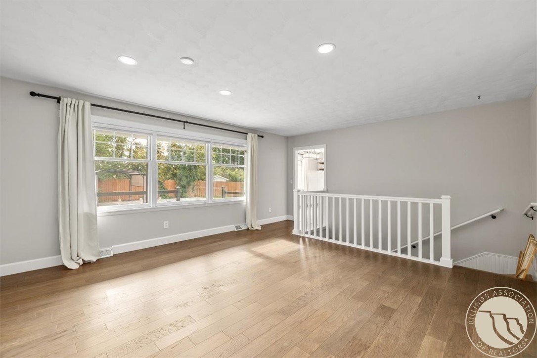 Billings, Montana, 59102, United States, 6 Bedrooms Bedrooms, ,3 BathroomsBathrooms,Residential,For Sale,1975257