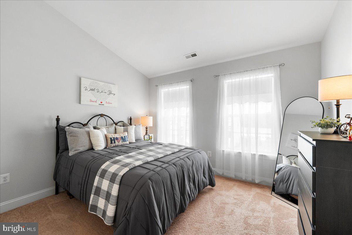 Woodbridge, Virginia, 22193, United States, 3 Bedrooms Bedrooms, ,4 BathroomsBathrooms,Residential,For Sale,1921081