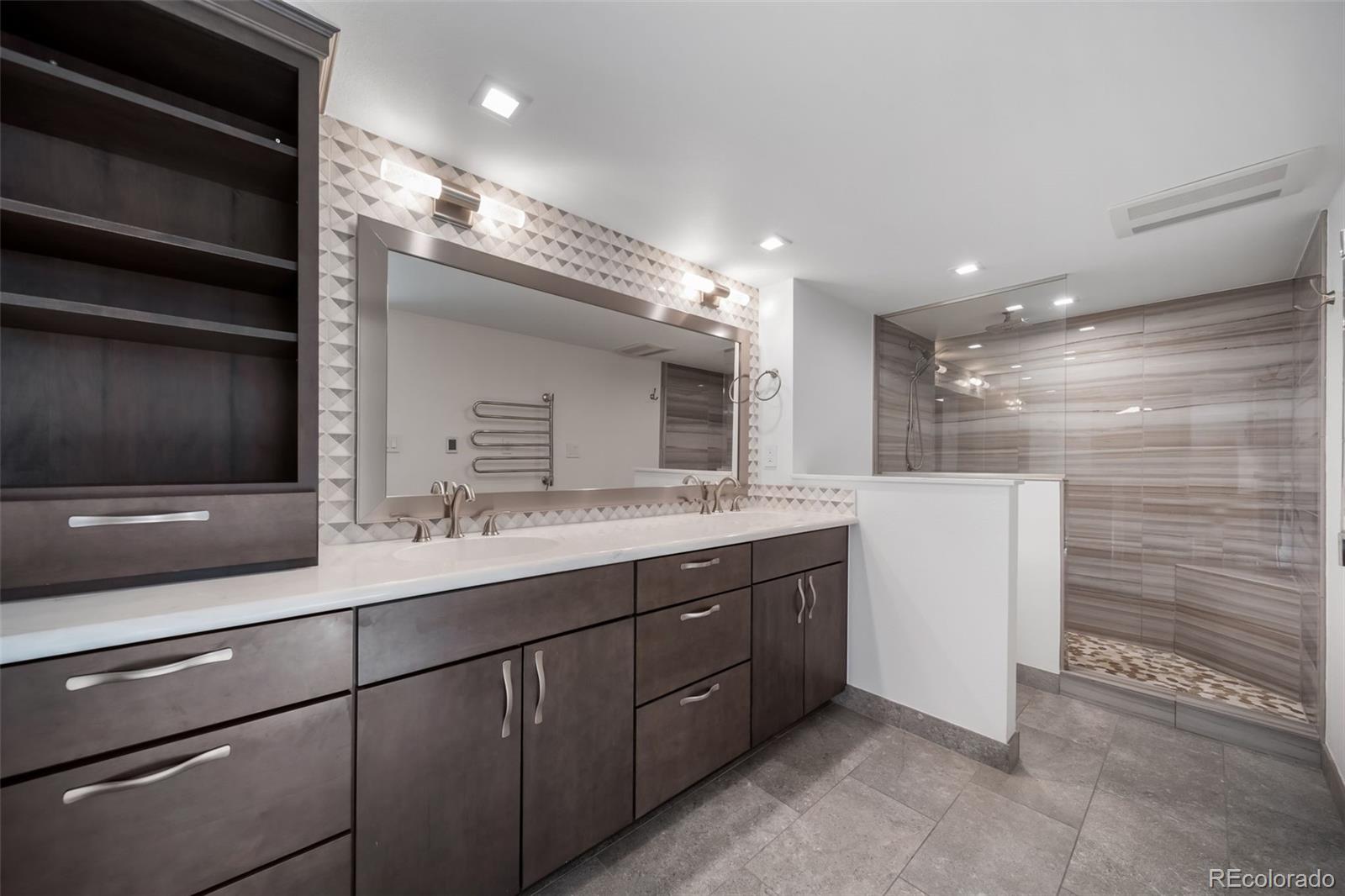 Denver, Colorado, 80202, United States, 3 Bedrooms Bedrooms, ,1 BathroomBathrooms,Residential,For Sale,2001728