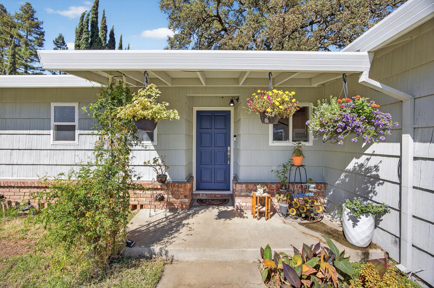 Carmichael, California, 95608, United States, 3 Bedrooms Bedrooms, ,2 BathroomsBathrooms,Residential,For Sale,1938717