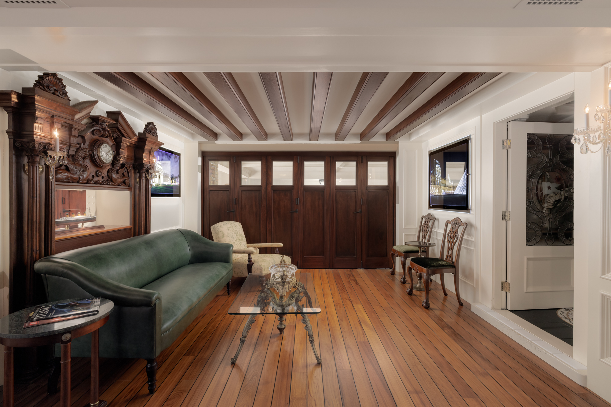  Timeless Tanglewood on Bayou Texar - 物件實景